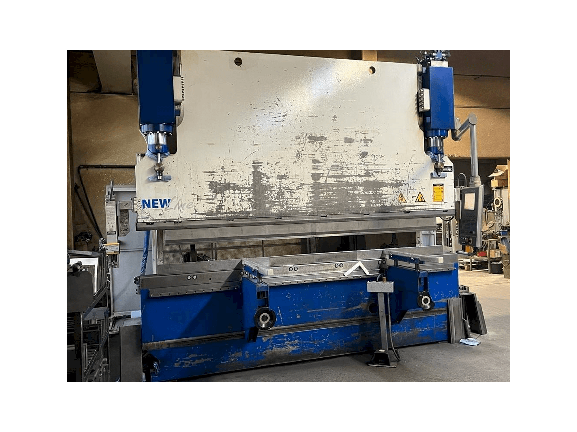 Mašīnas GWF MENGELE HB 175-30/35 pretskats