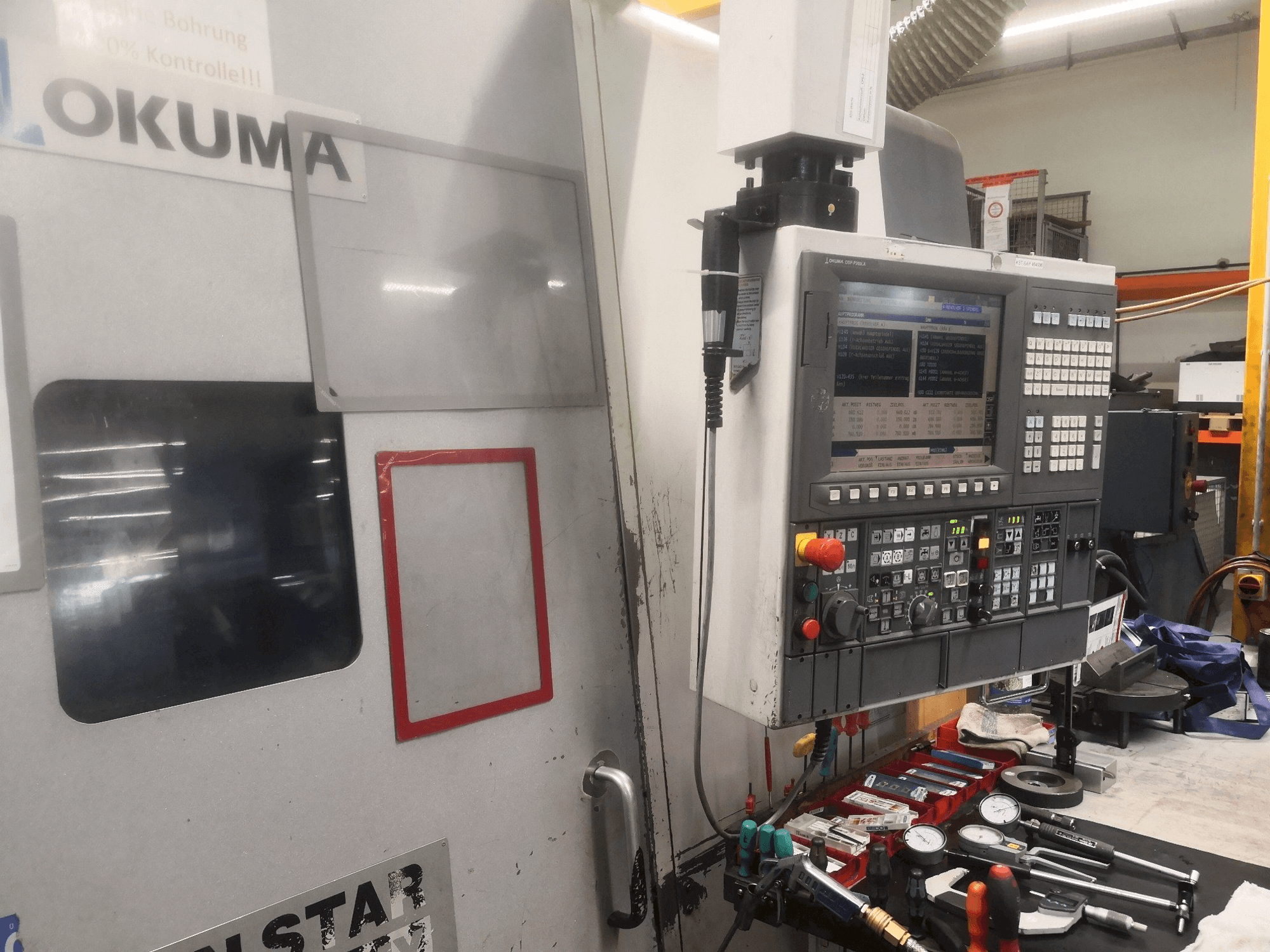Mašīnas Okuma LT 300 MY pretskats