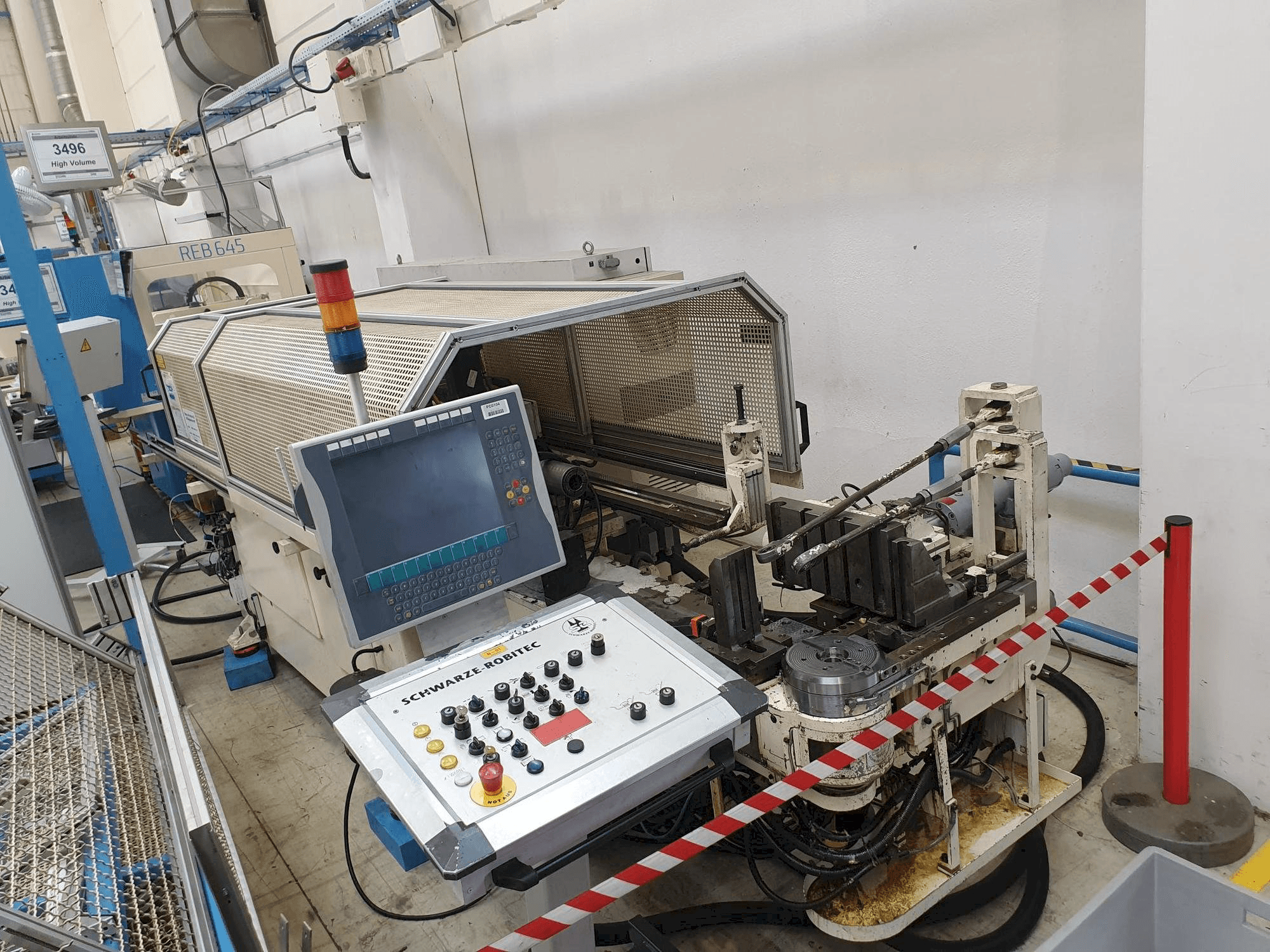Mašīnas SCHWARZE-ROBITEC CNC40MR pretskats