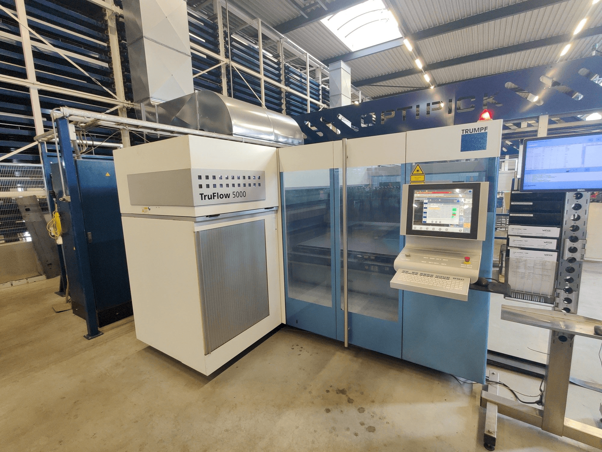 Mašīnas Trumpf TruLaser 3030 pretskats