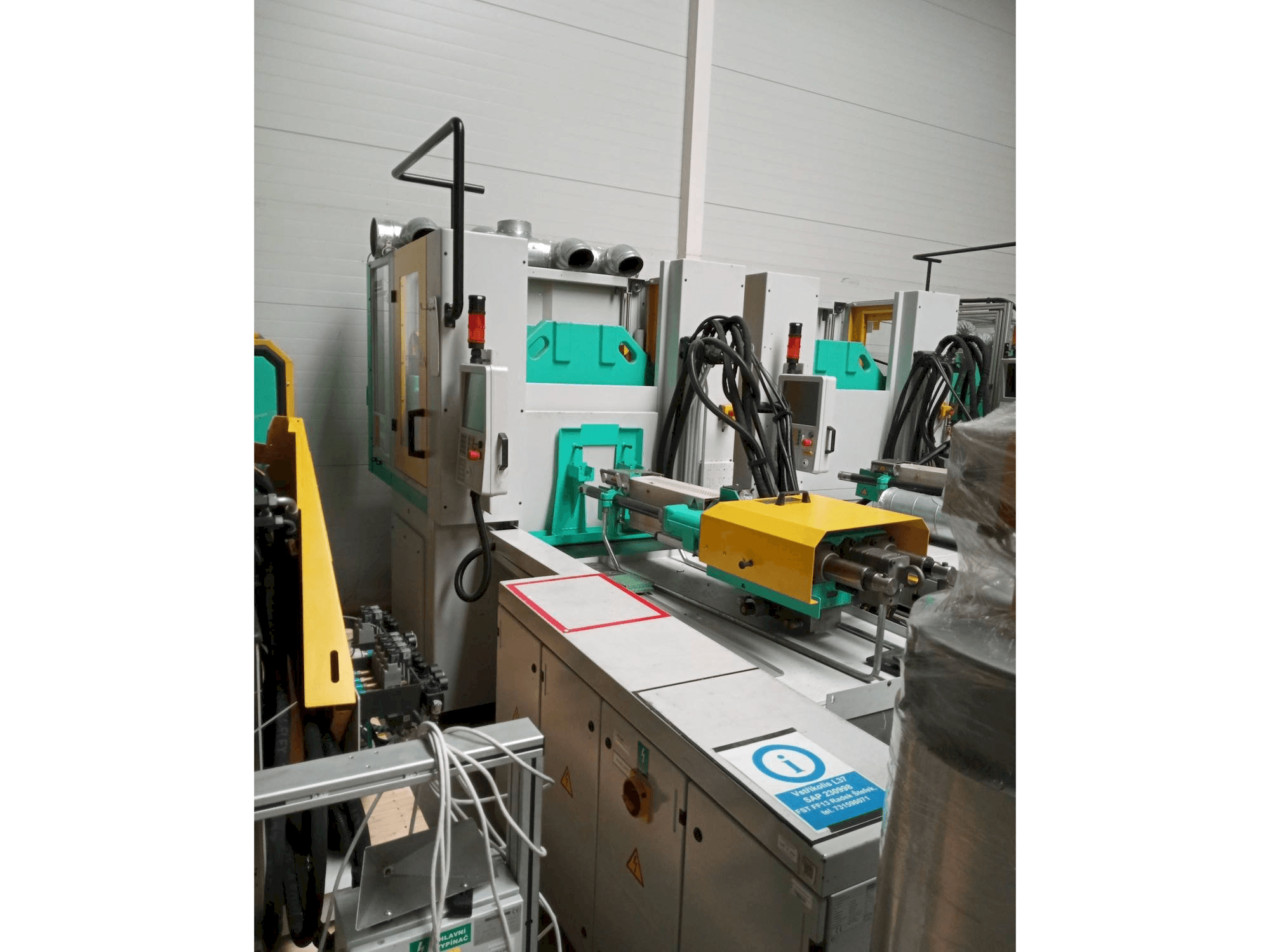 Mašīnas Arburg Allrounder 1200T-800-170 pretskats