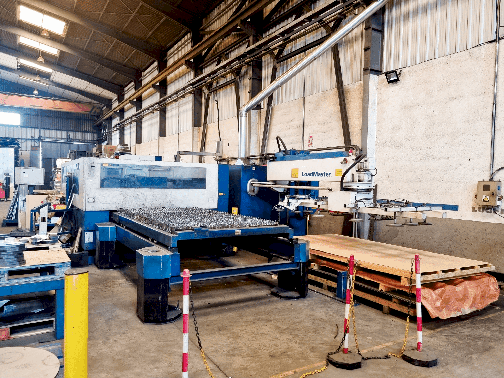 Mašīnas TRUMPF Trumatic 3050 pretskats