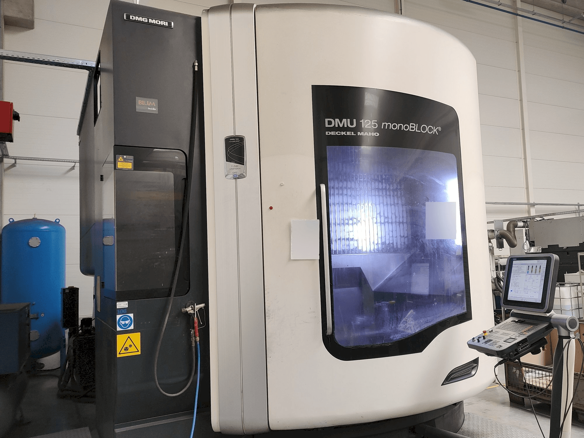 Mašīnas DMG MORI DMU125 monoBLOCK pretskats