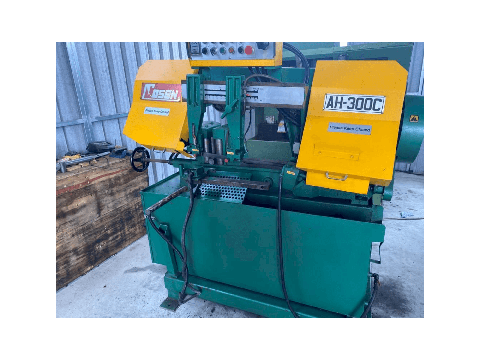 Mašīnas Cosen AH300C pretskats