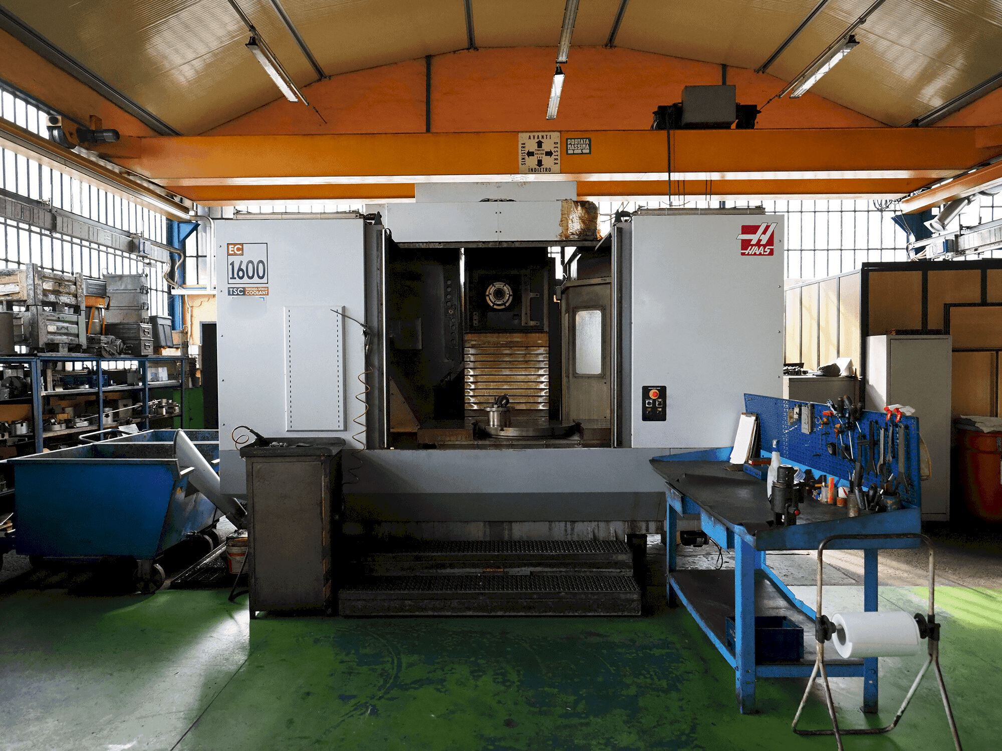 Mašīnas HAAS EX 1600 4X pretskats