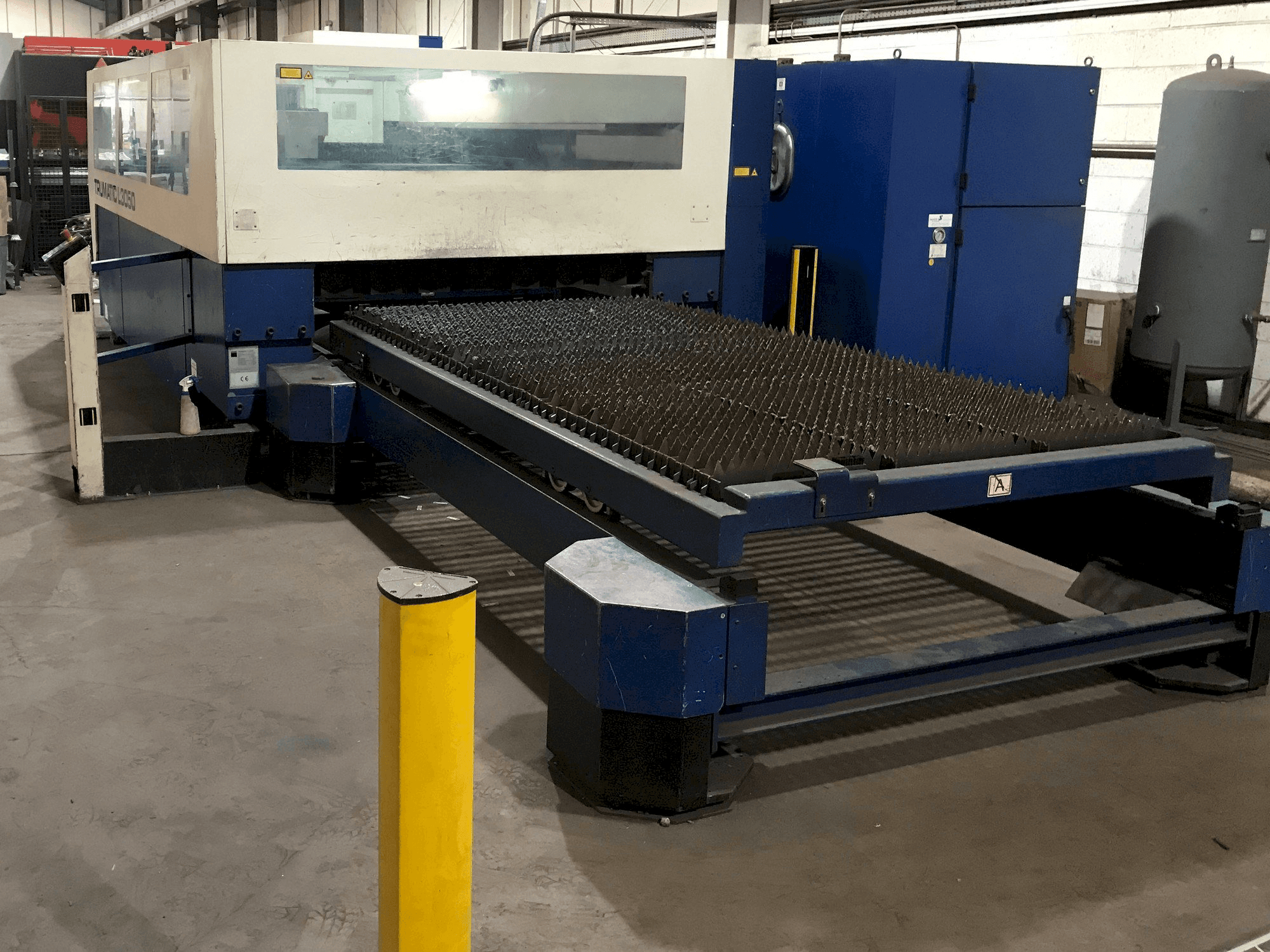Mašīnas Trumpf Trumatic L3050 pretskats