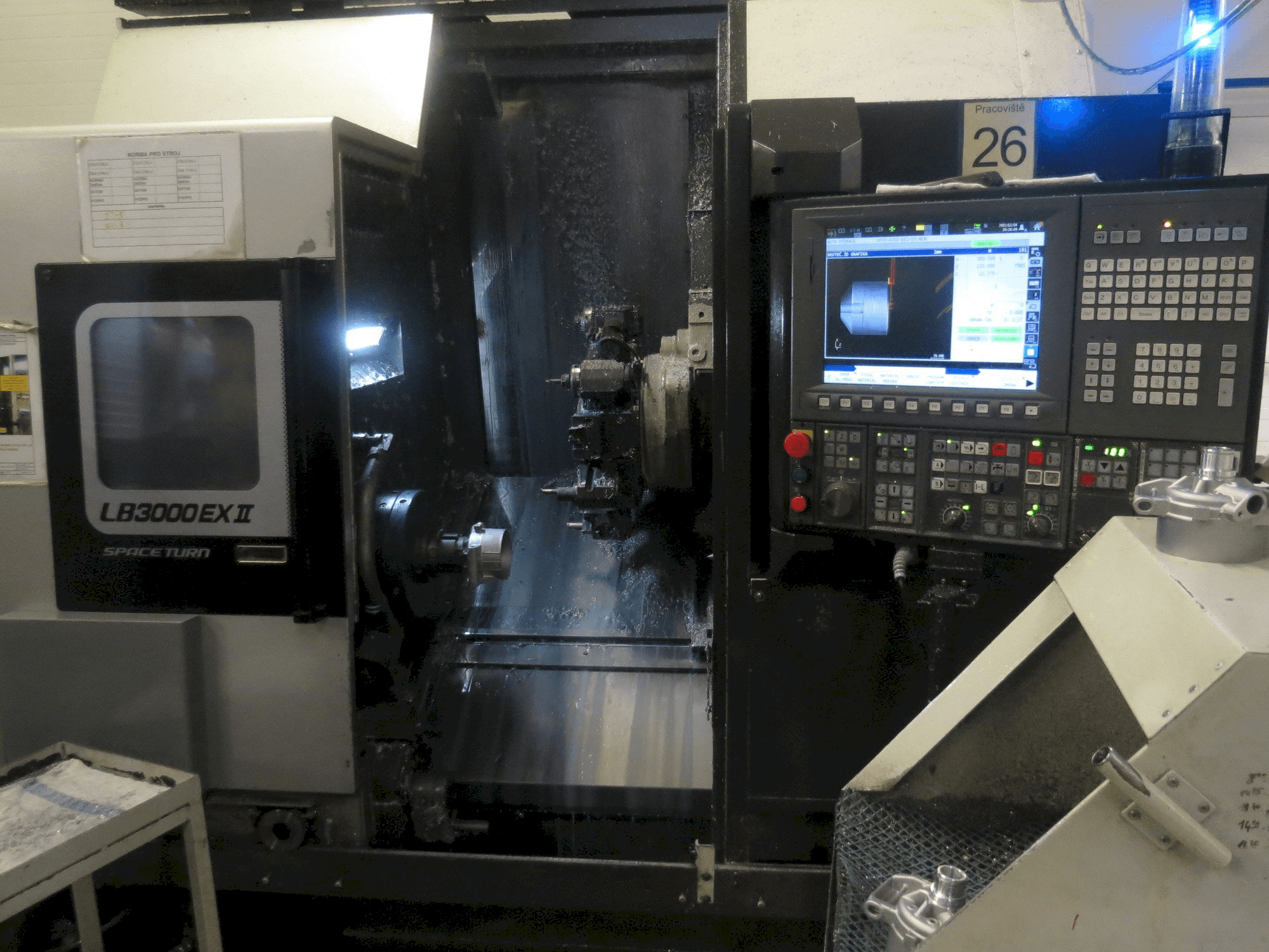 Mašīnas Okuma LB3000 EX II pretskats