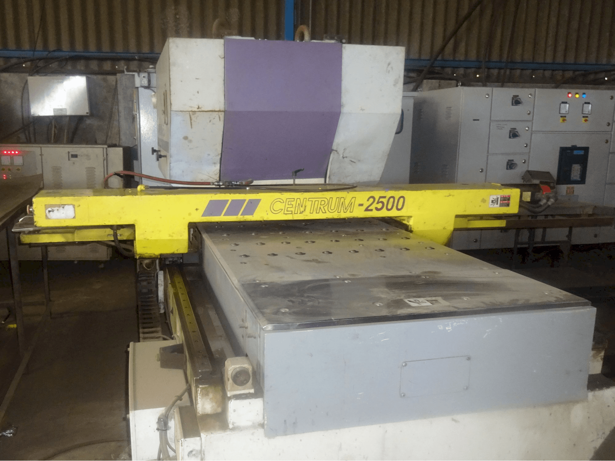 Front view of Murata Wiedemann C-2500 Machine