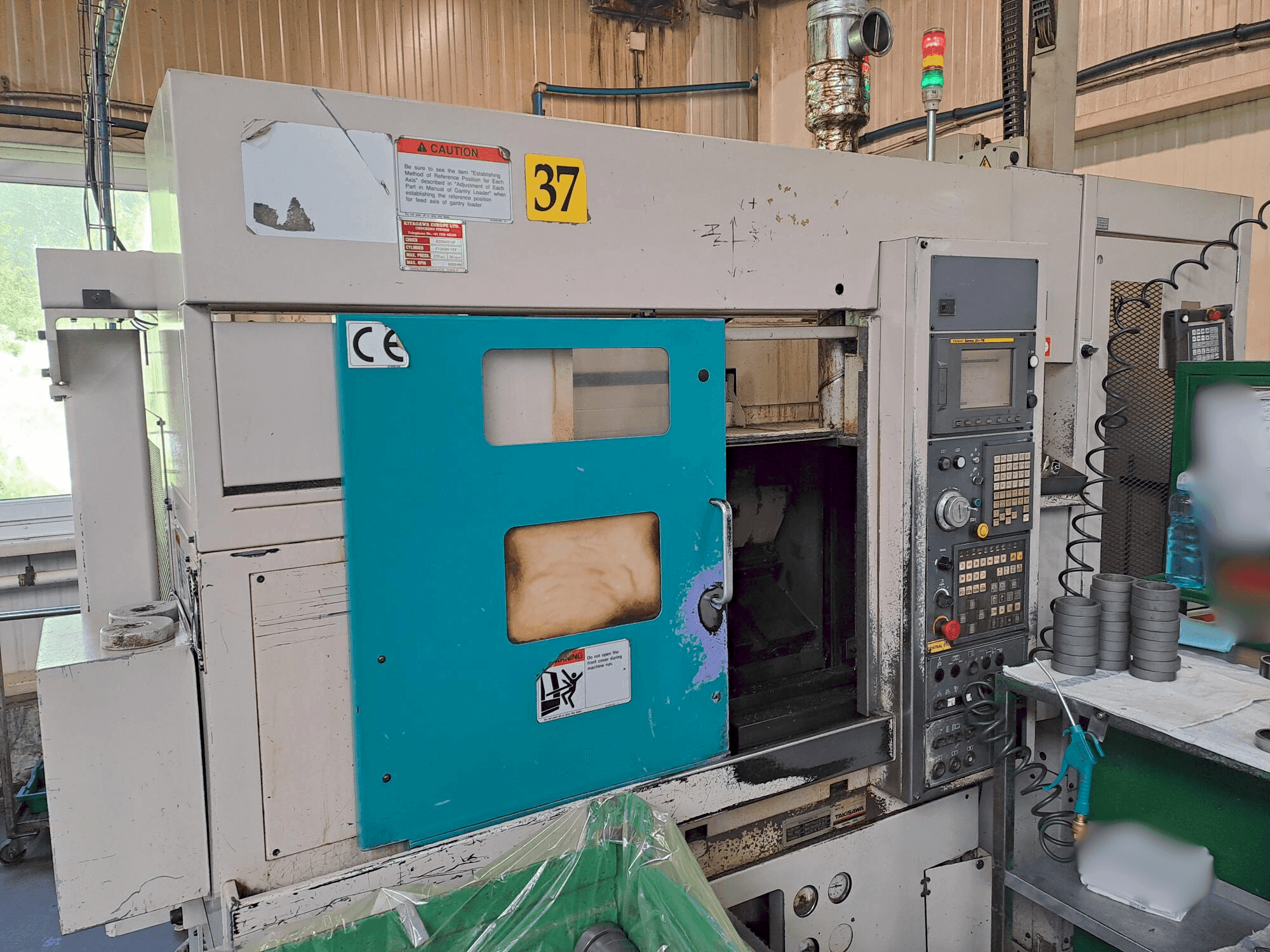 Mašīnas Takisawa TC 200 pretskats