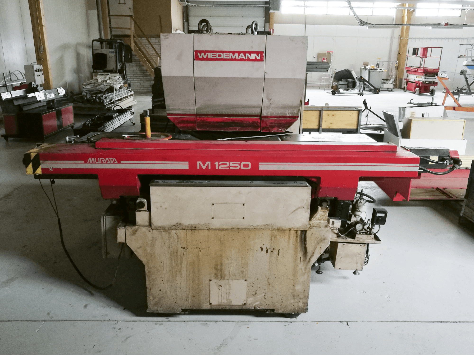 Mašīnas Murata Wiedemann M-1250 pretskats