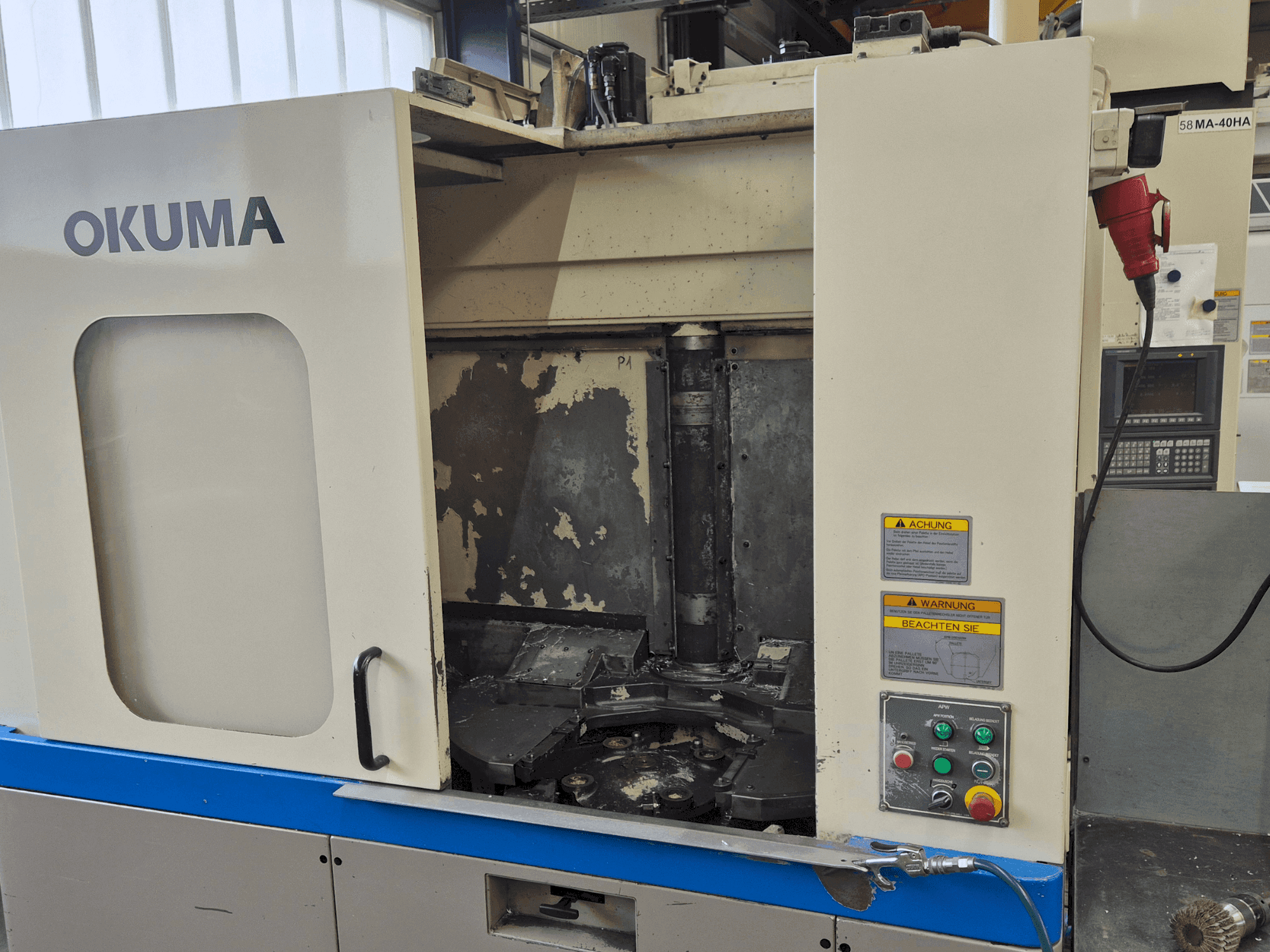 Mašīnas Okuma MA-40HA pretskats