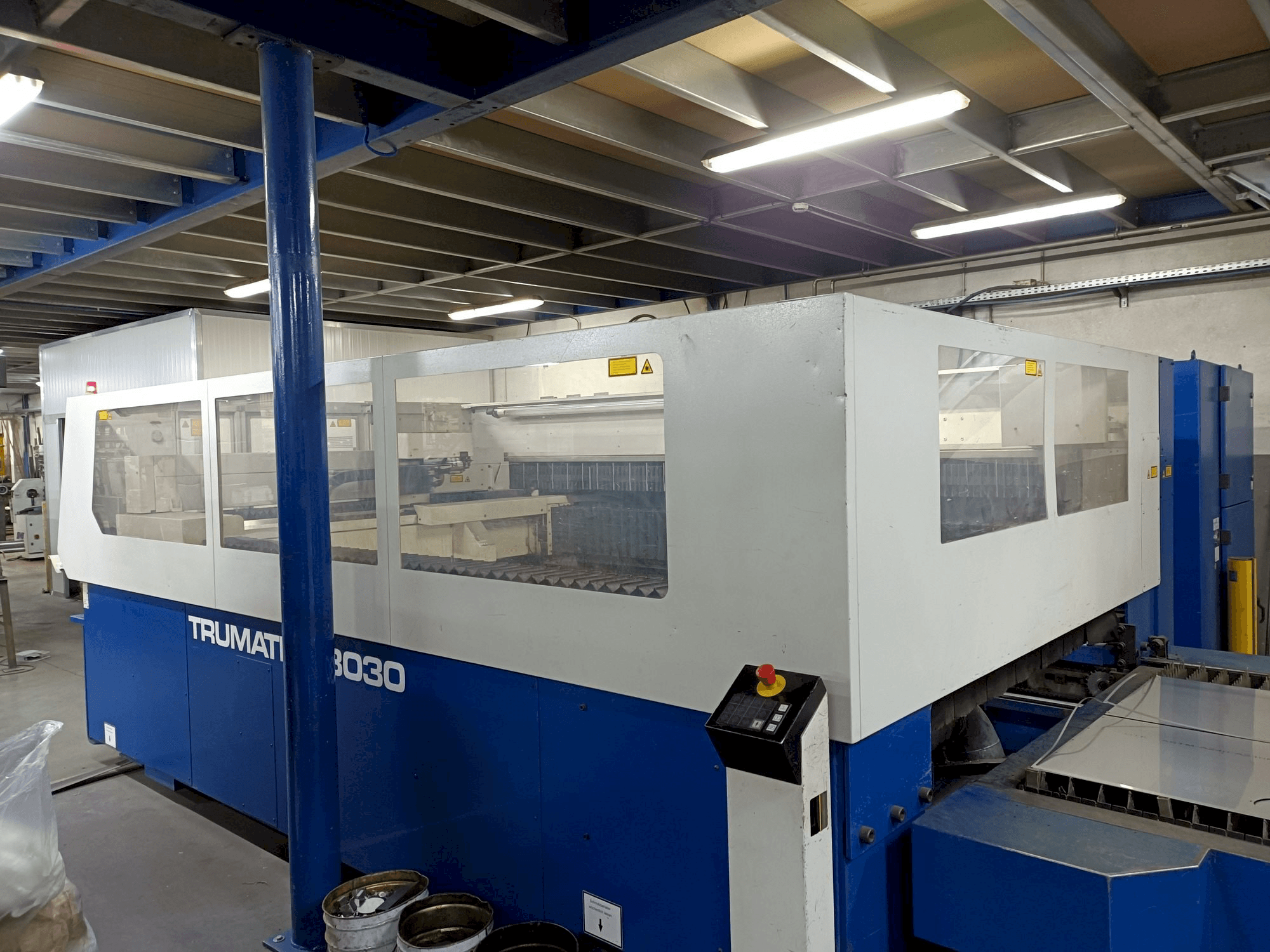 Mašīnas Trumpf Trumatic L3030 pretskats
