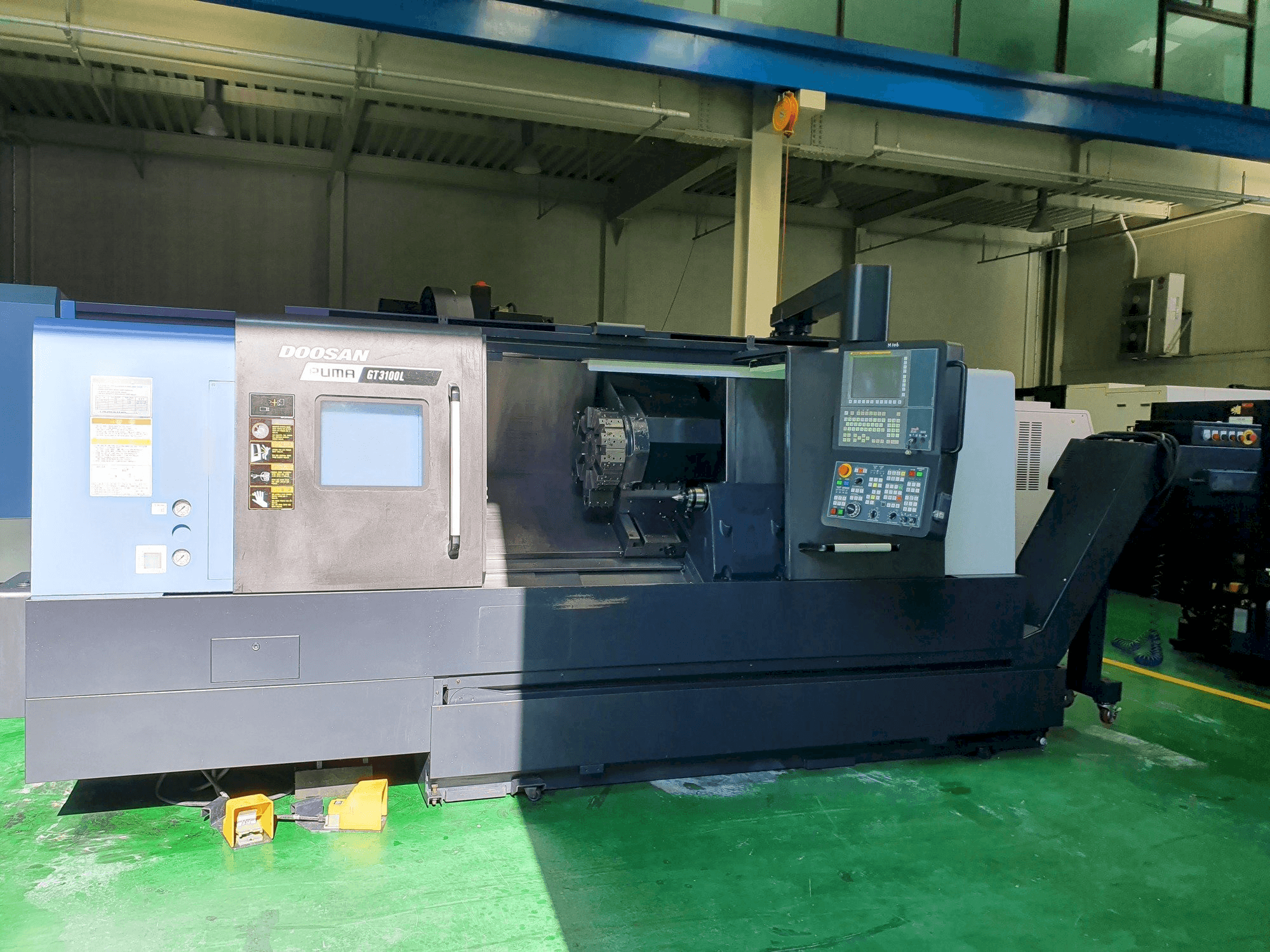 Mašīnas Doosan PUMA GT3100L pretskats