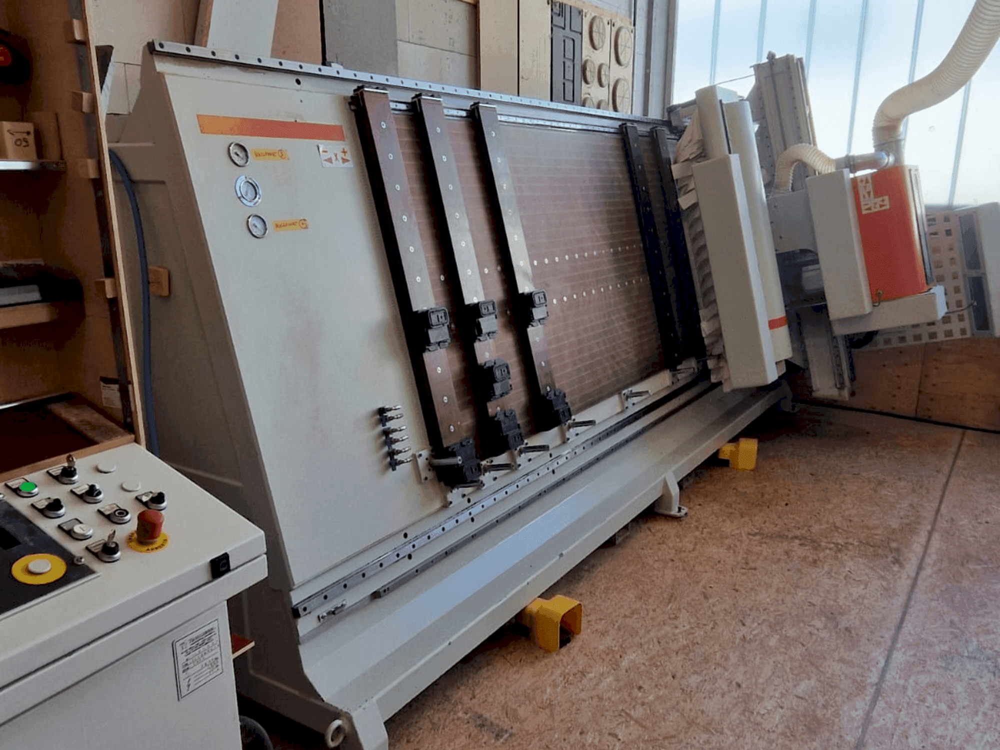 Mašīnas TECNOTEAM TECNOFLEX pretskats