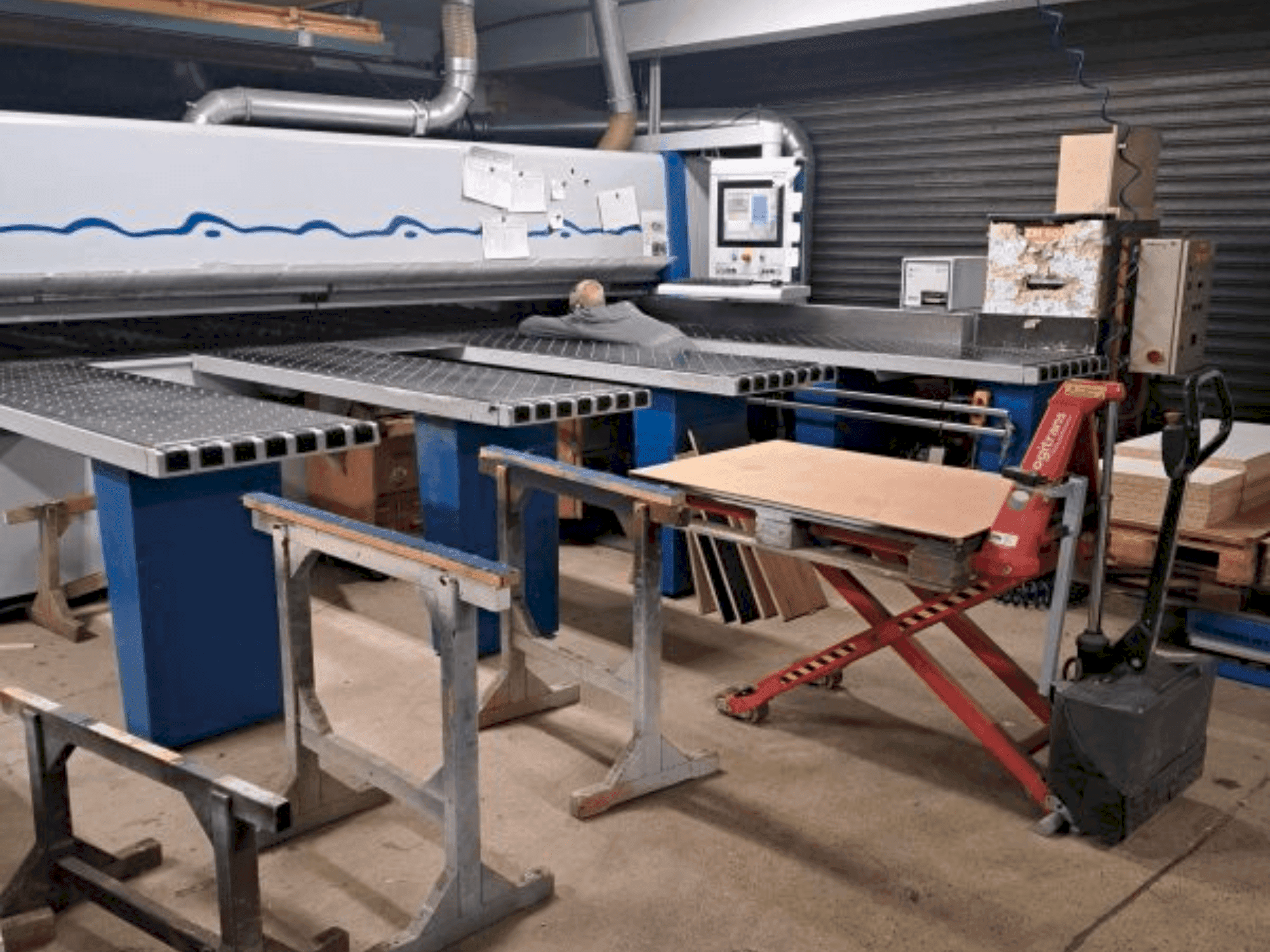 Mašīnas HOLZMA HPL/42/22 pretskats