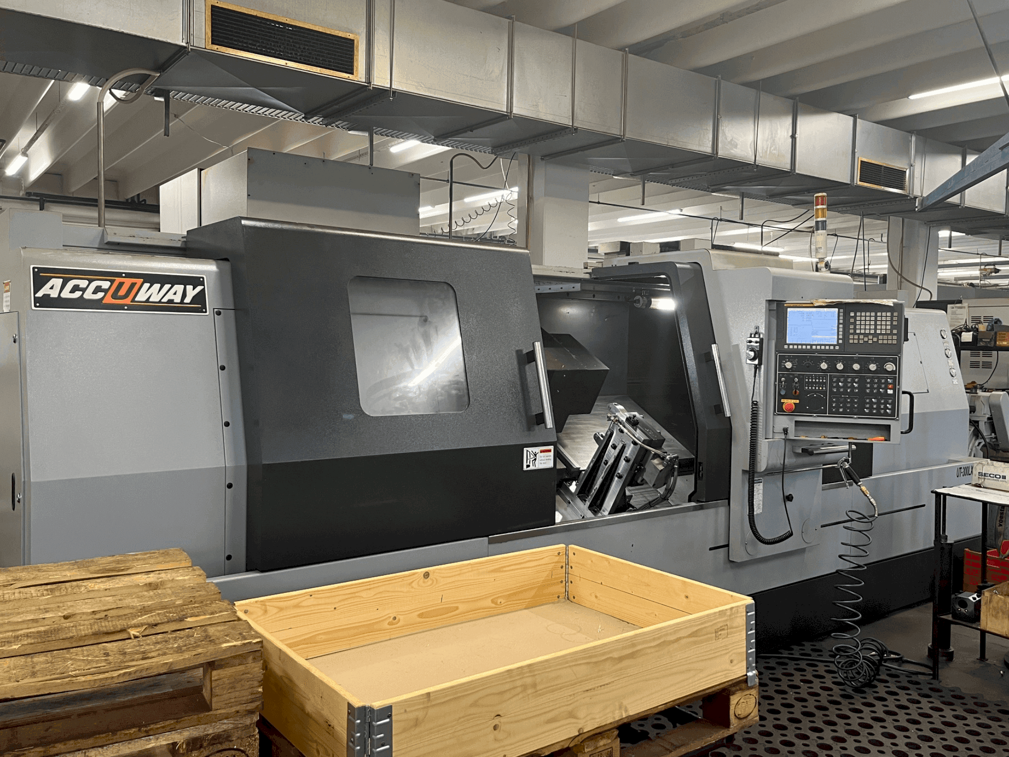 Mašīnas ACCUWAY UT-300LX2M pretskats