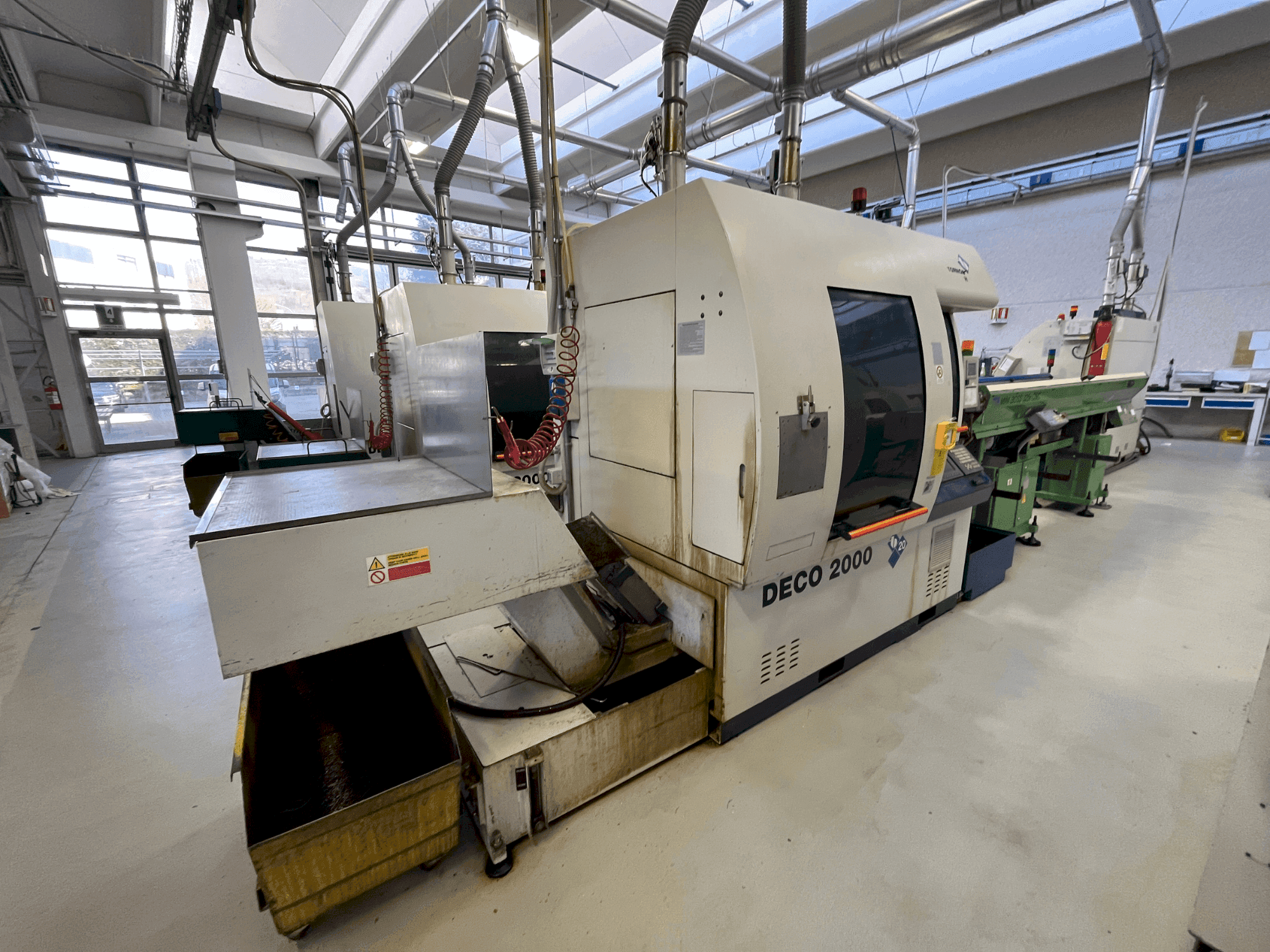 Mašīnas TORNOS DECO 2000/20 pretskats