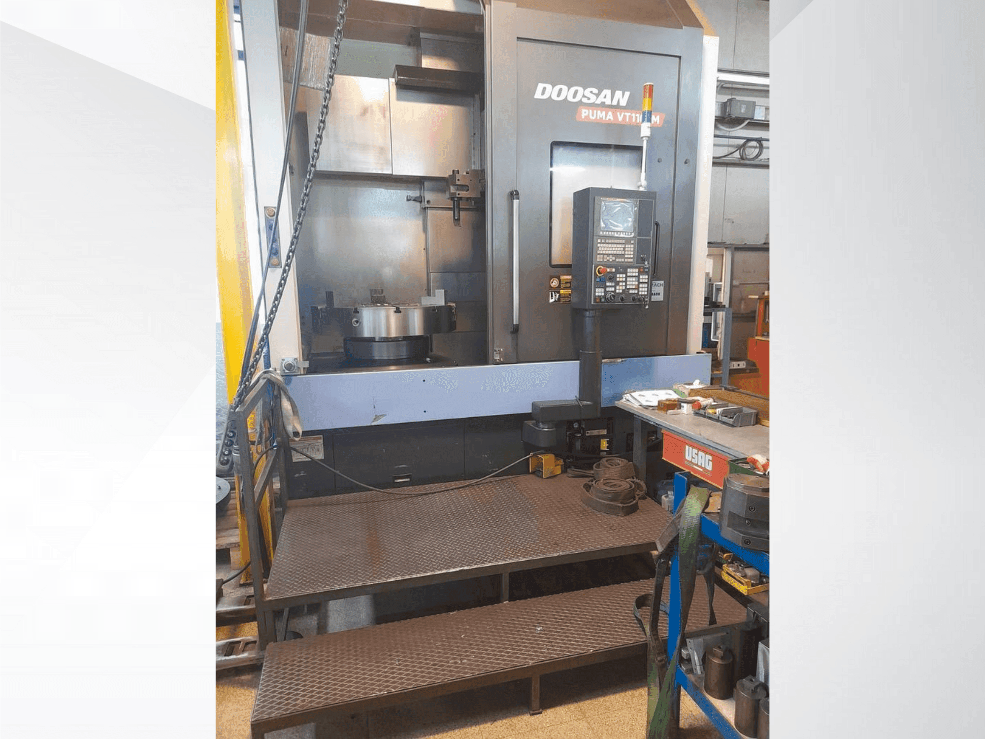 Mašīnas DOOSAN VT1100M pretskats