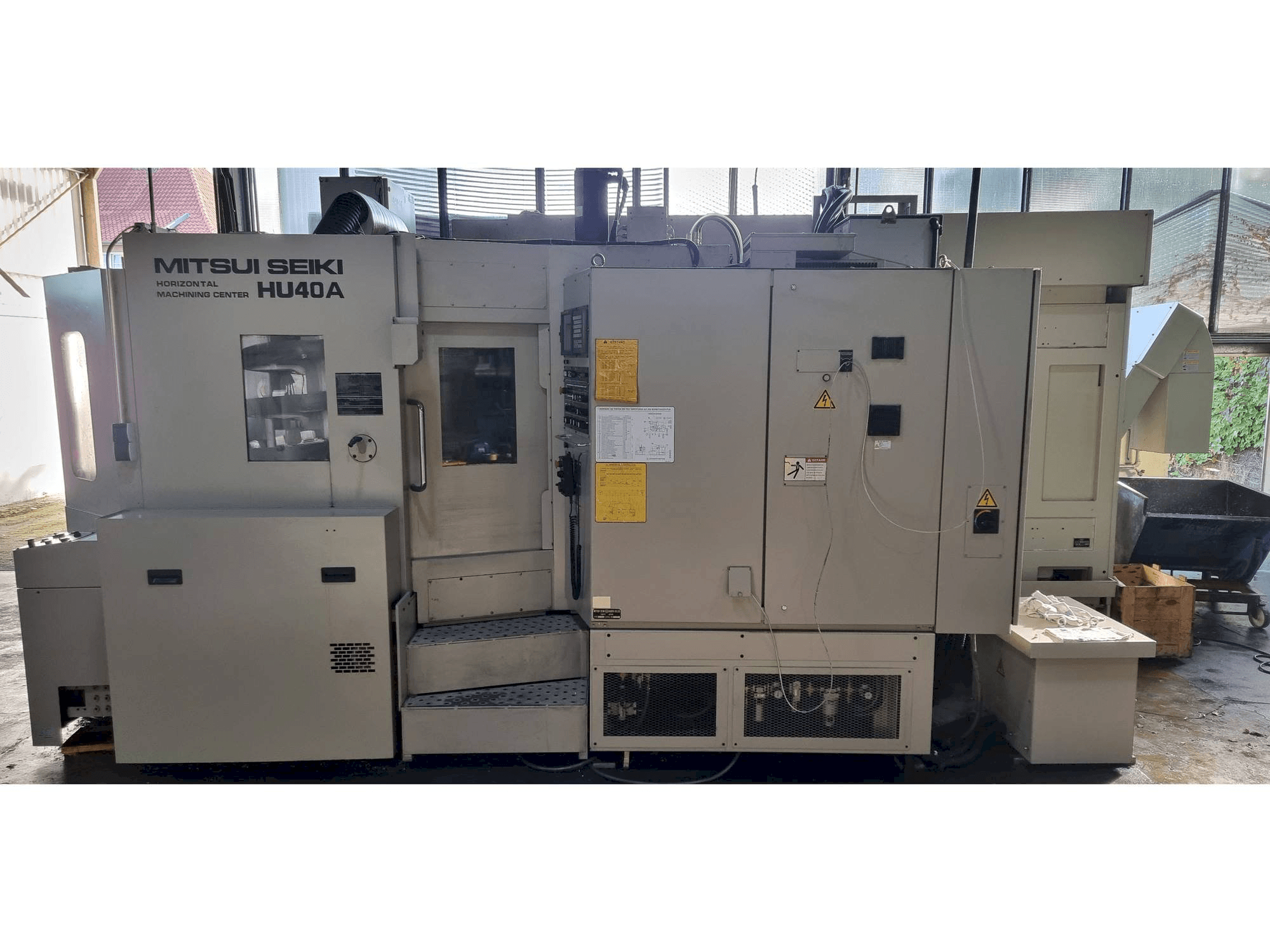 Mašīnas Mitsui Seiki HU40A pretskats