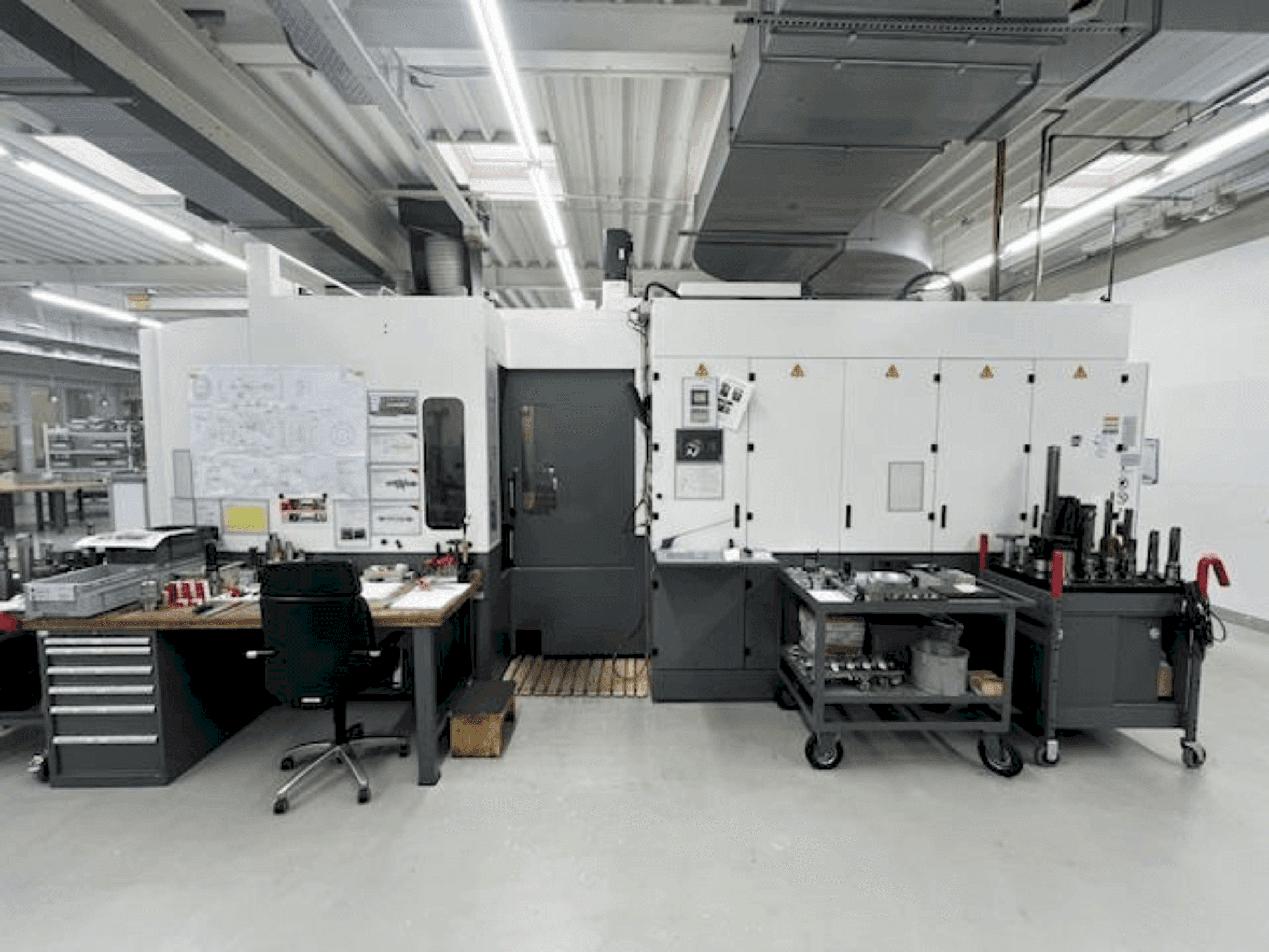 Mašīnas HULLER HILLE Nbh 170 pretskats