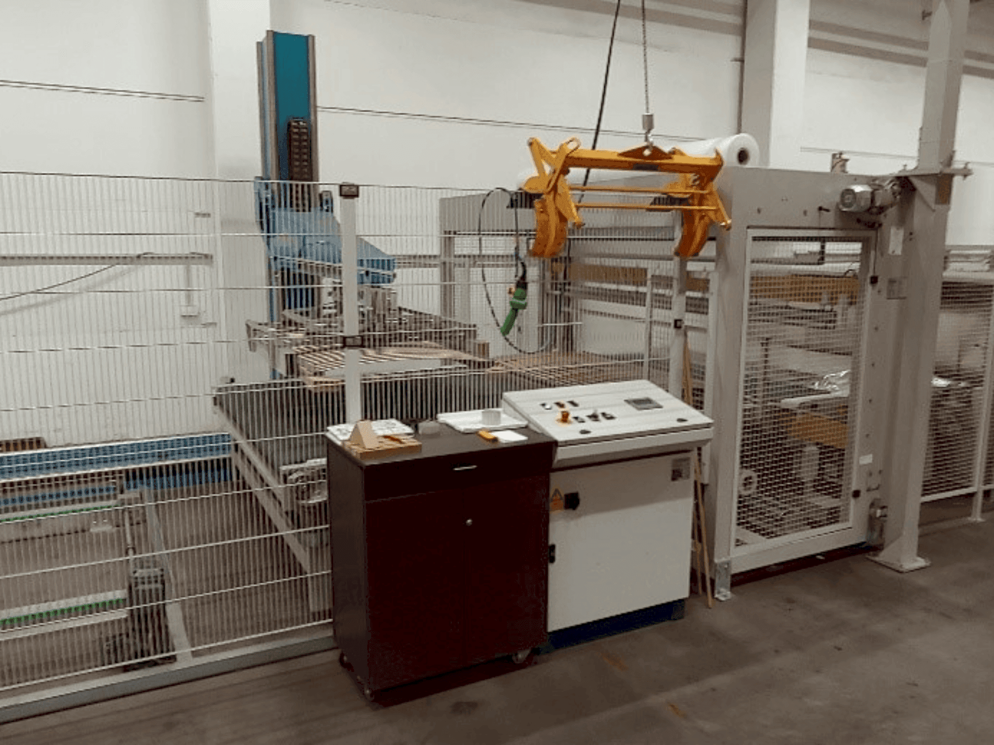 Mašīnas ERREGI 300 LP pretskats