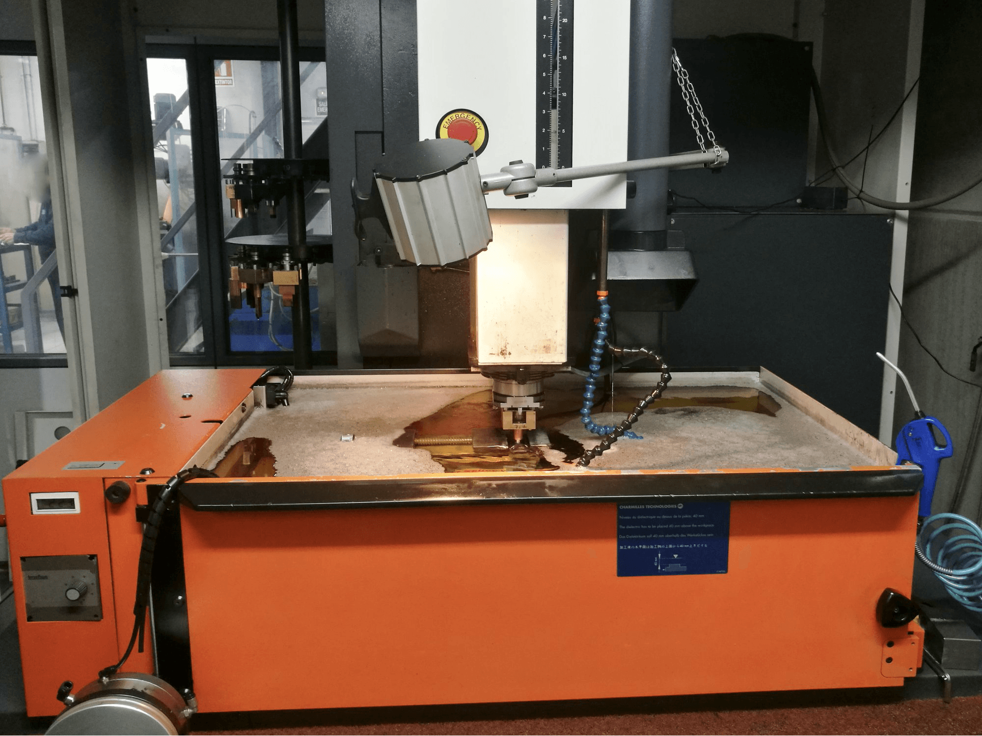 Mašīnas CHARMILLES ROBOFORM 2000+ pretskats