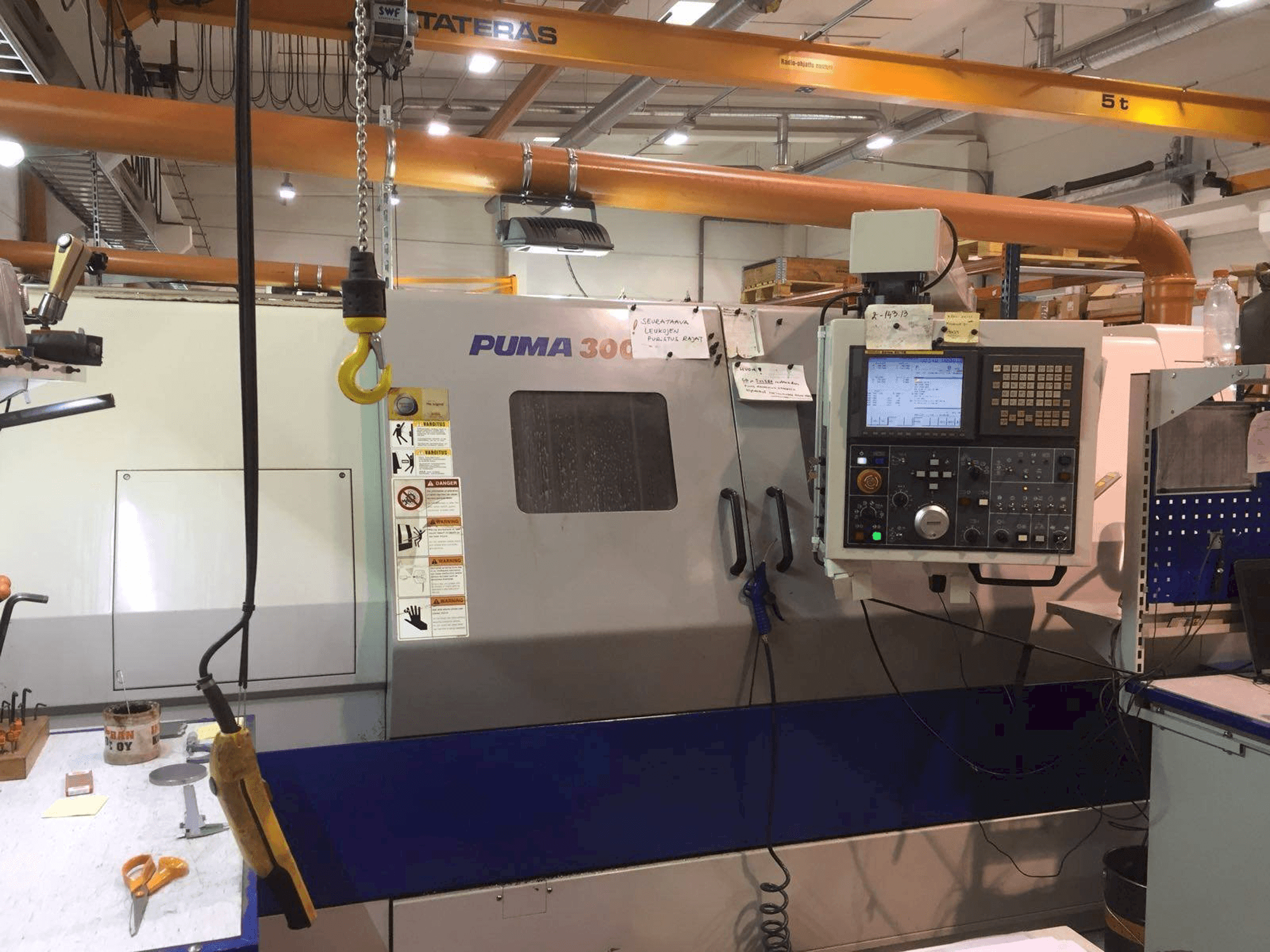 Mašīnas Doosan Puma 300LC pretskats