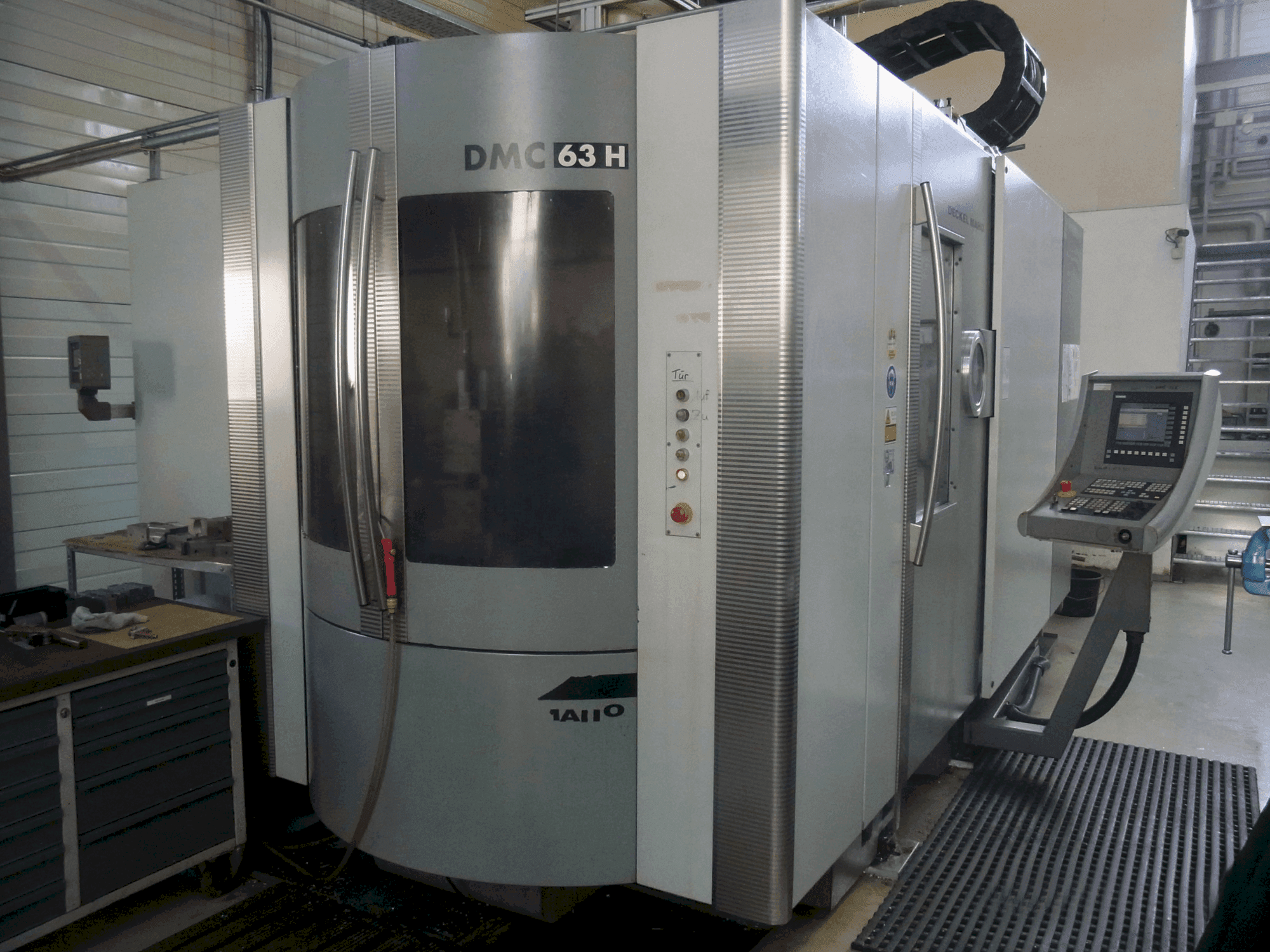 Mašīnas DECKEL MAHO DMC 63 H pretskats