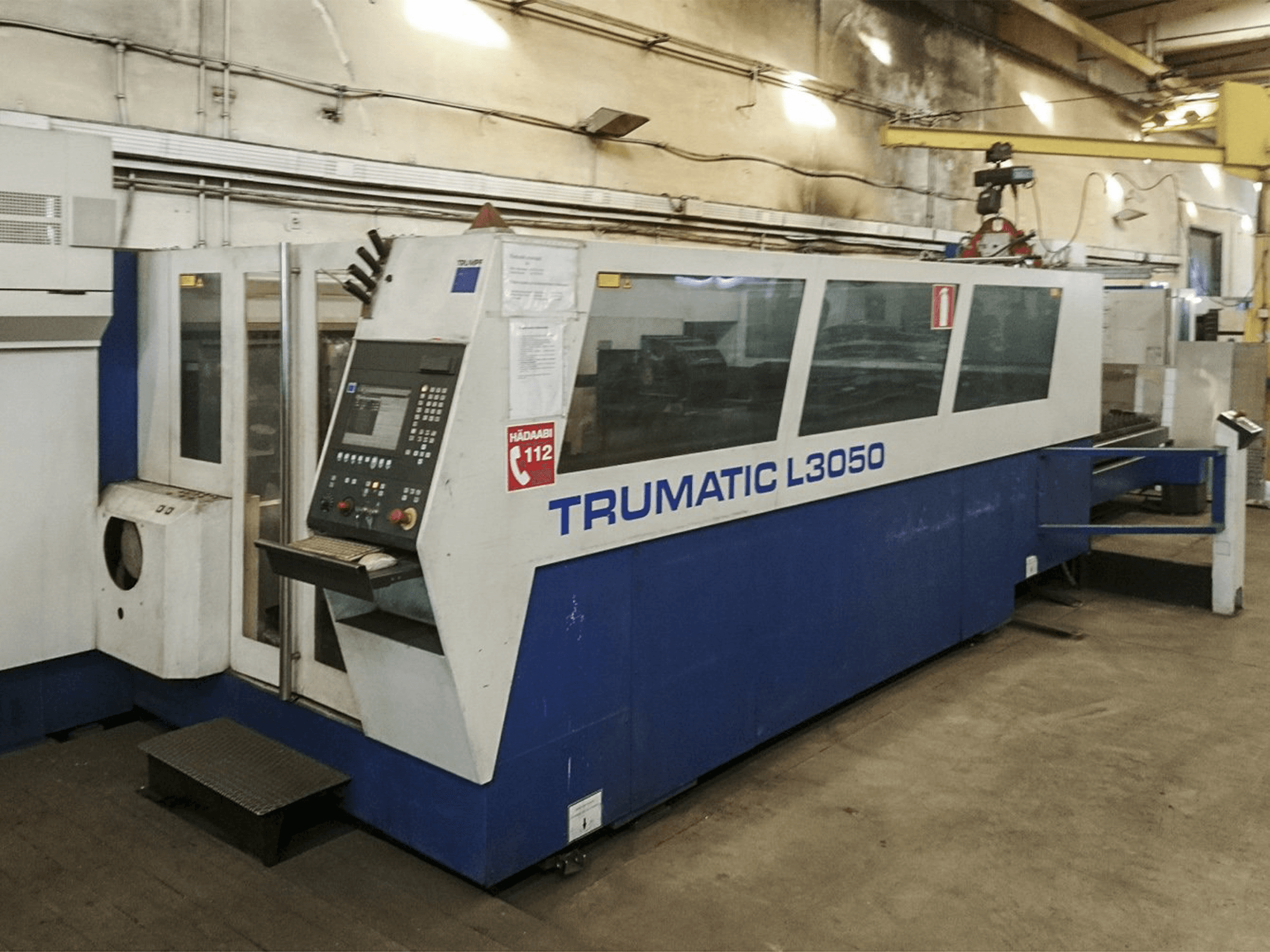 Mašīnas Trumpf Trumatic L3050 skats no kreisās puses