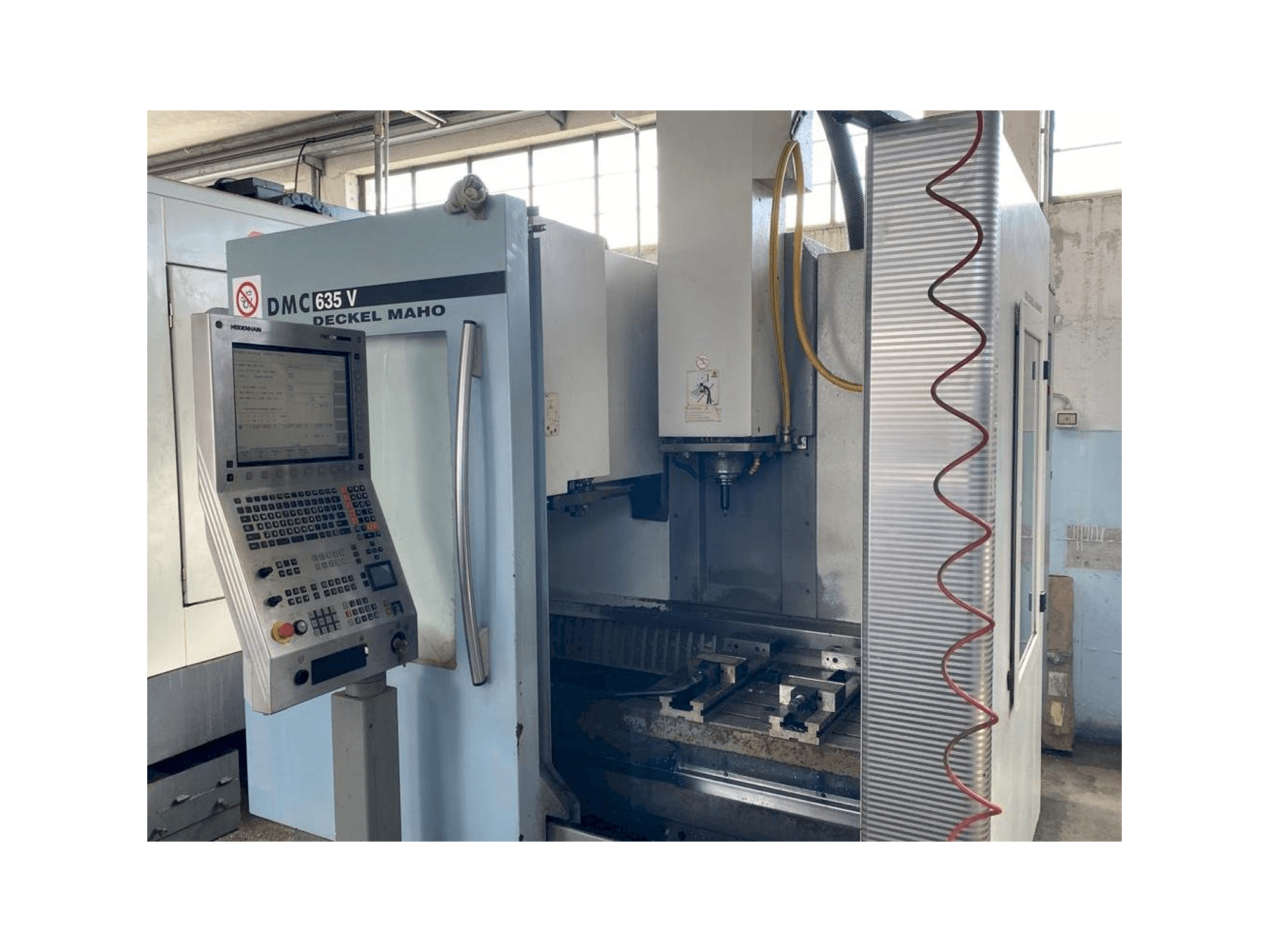 Mašīnas DECKEL MAHO DMC 635V pretskats