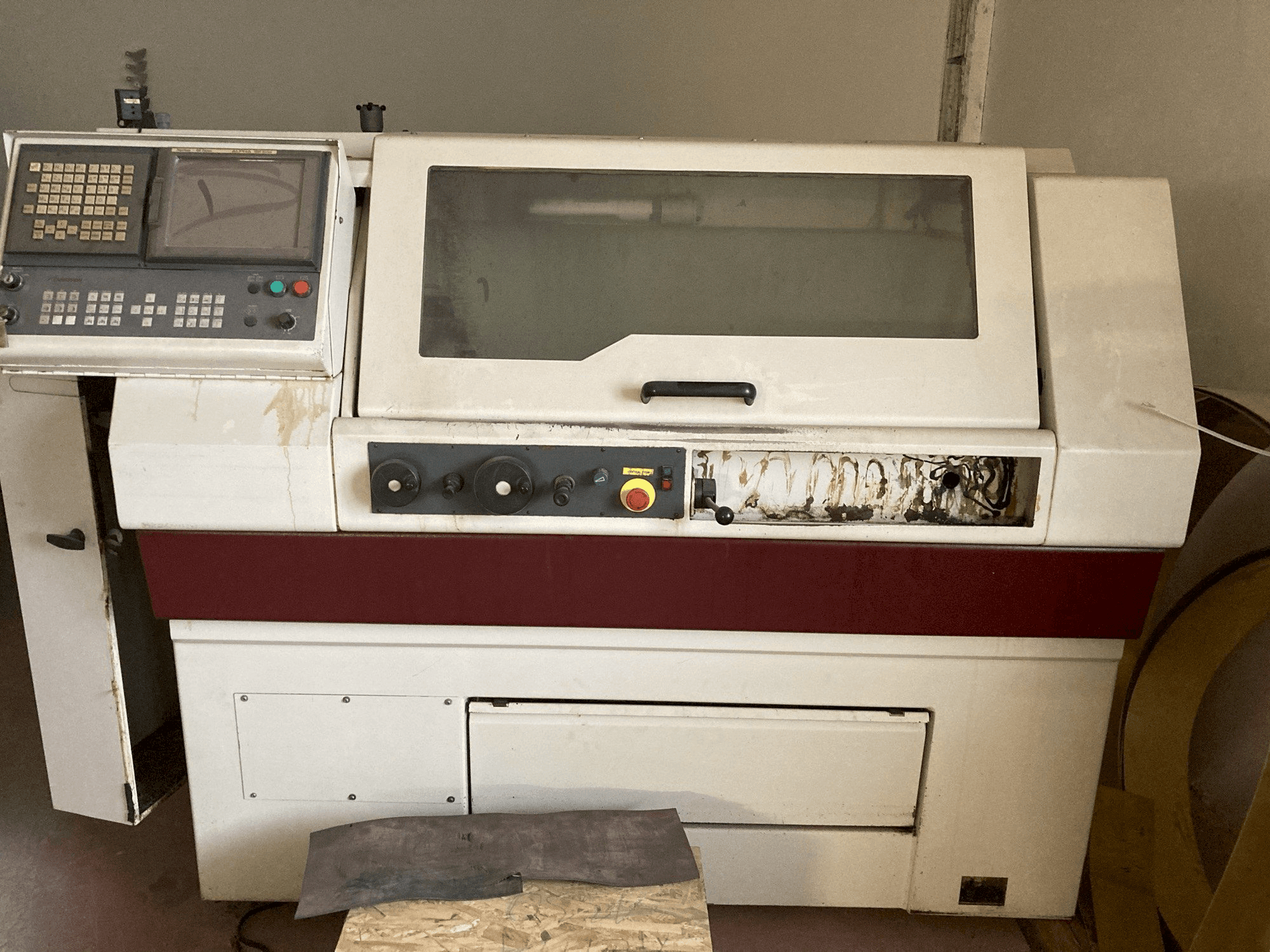 Mašīnas Harrison Alpha 1330S pretskats