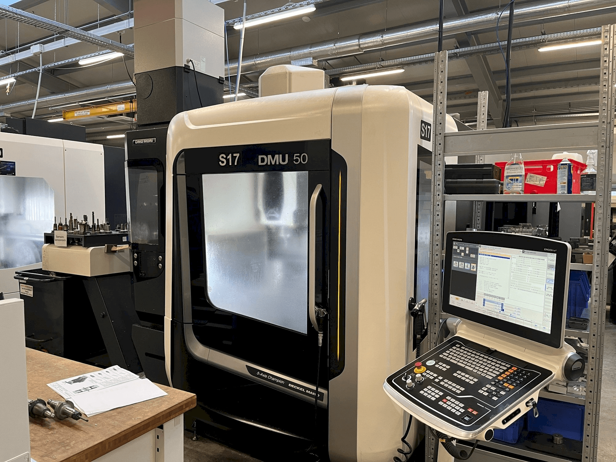 Mašīnas DMG MORI DMU 50 pretskats