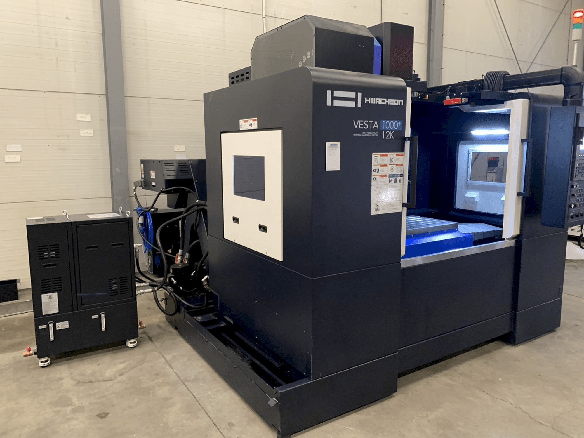 Mašīnas HWACHEON VESTA-1000+ pretskats