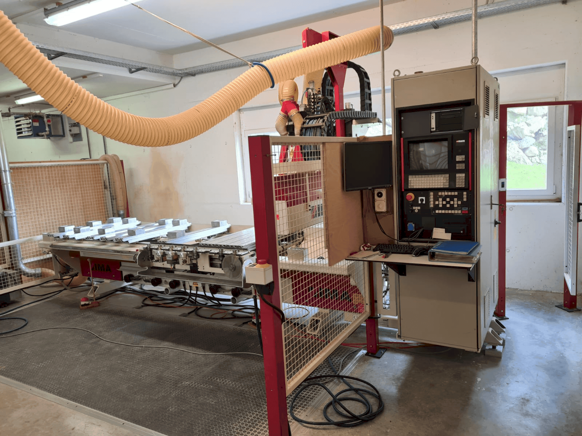 Mašīnas IMA BIMA 310 120/300 pretskats