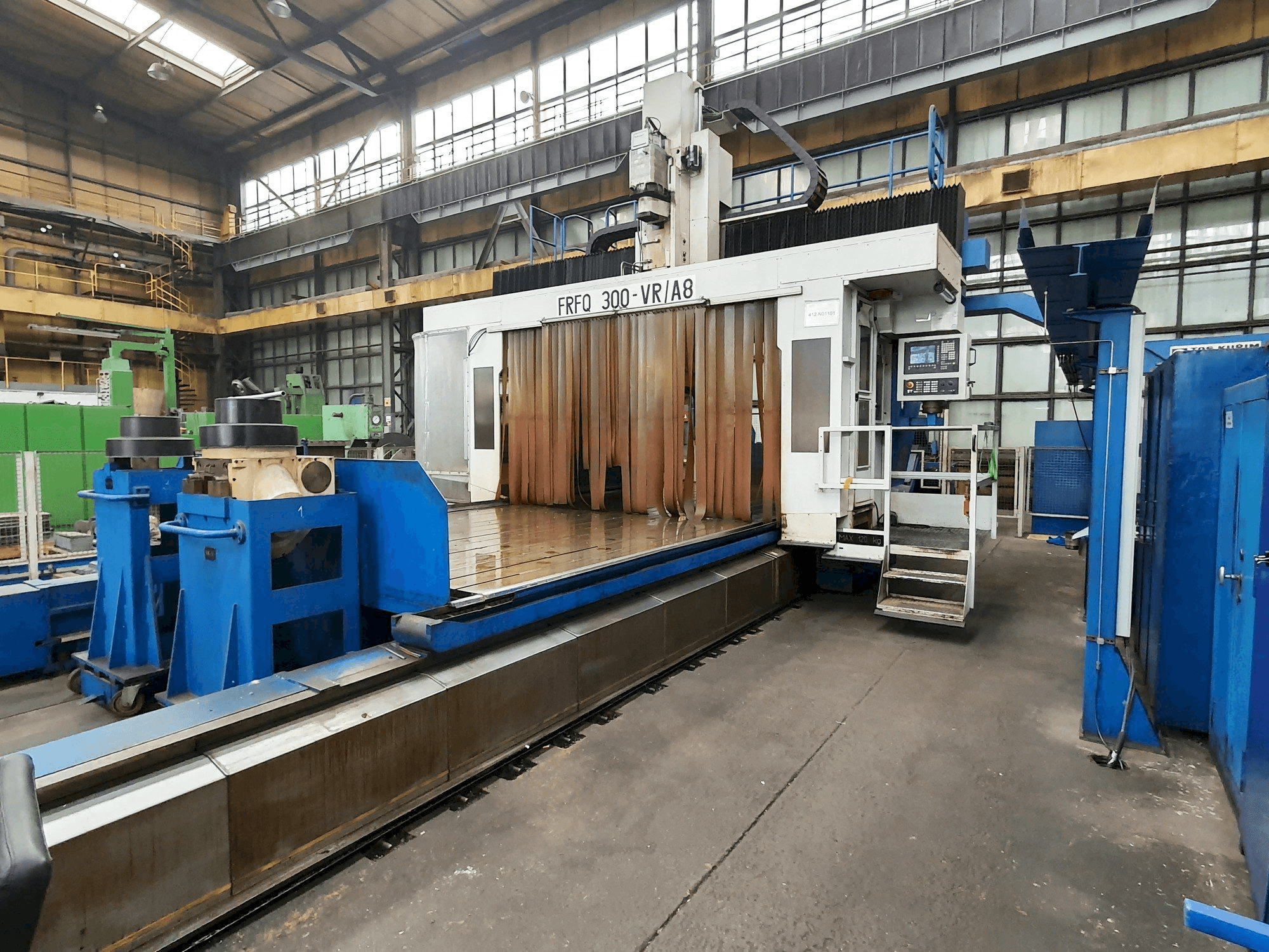 Mašīnas Tos KURZIM FRFQ 300-VK/A8 CNC pretskats