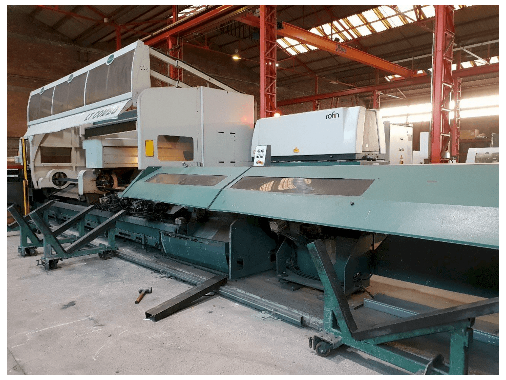 Mašīnas BLM ADIGE-SYS LT COMBO kreisās malas skats