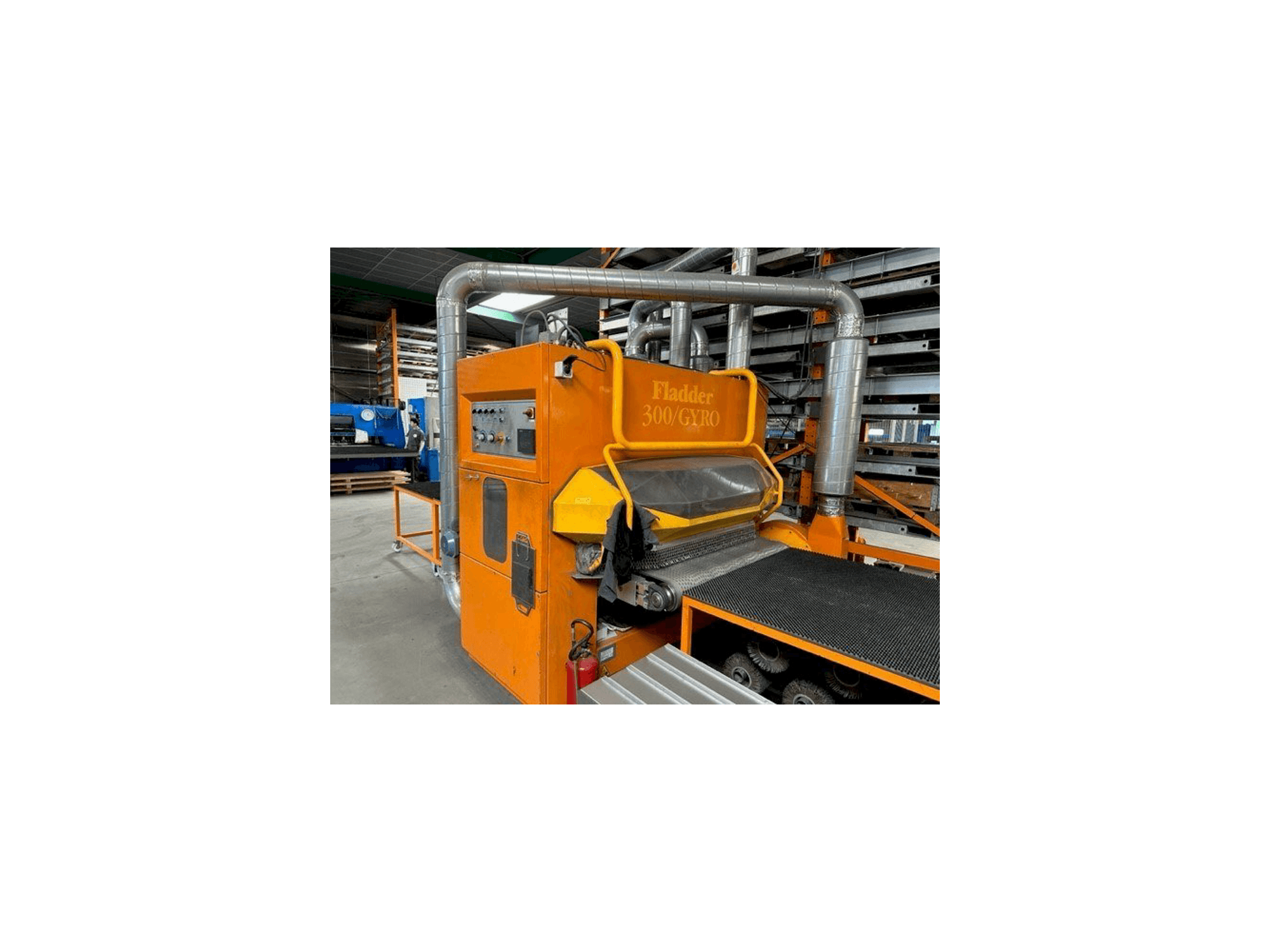 Mašīnas Fladder 300/GYRO-1300 VAC pretskats