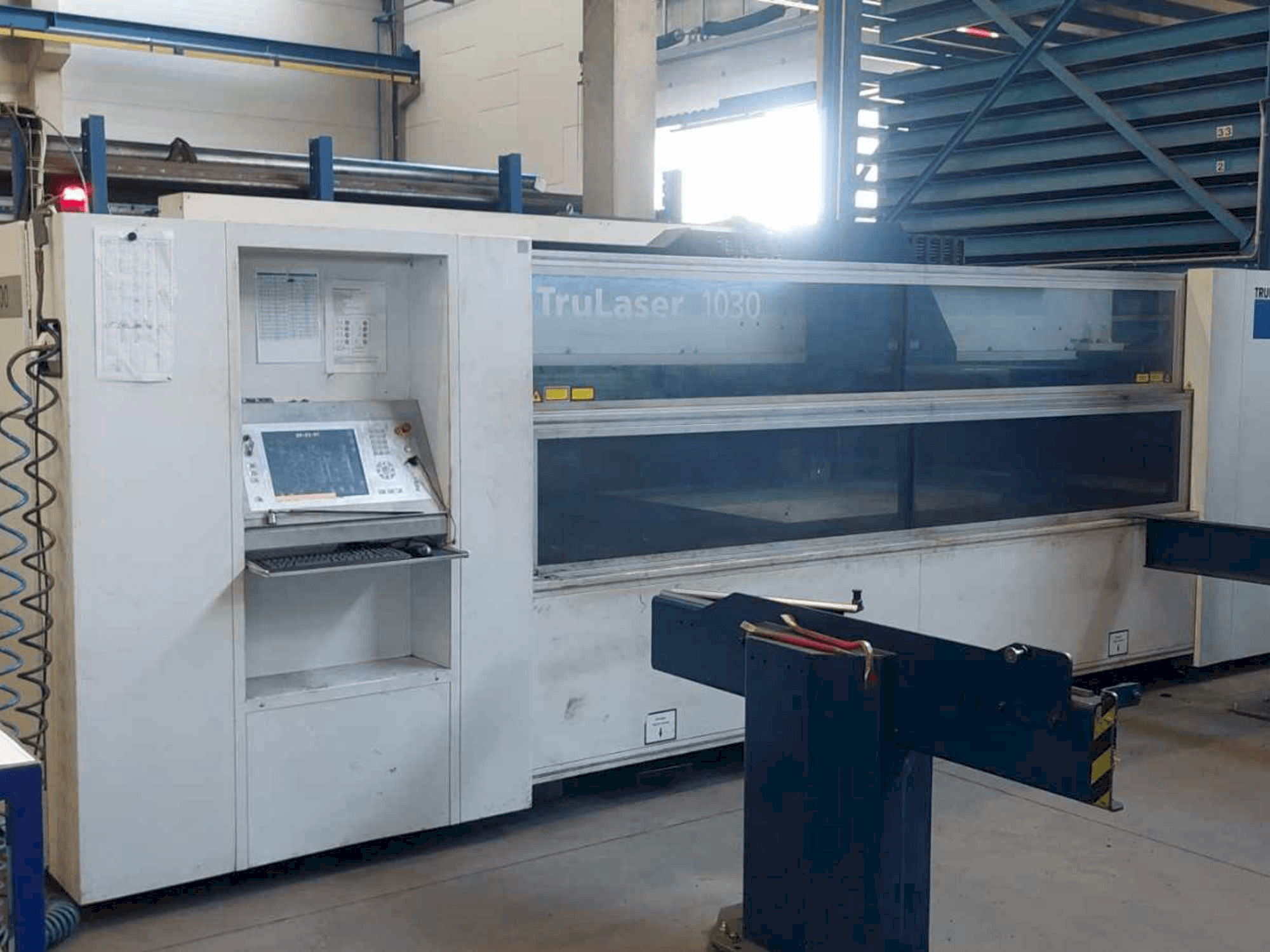 Mašīnas Trumpf TruLaser 1030 pretskats