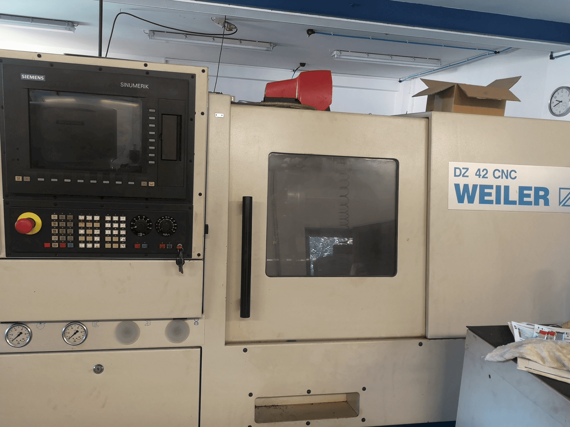 Mašīnas Weiler DZ 42 pretskats