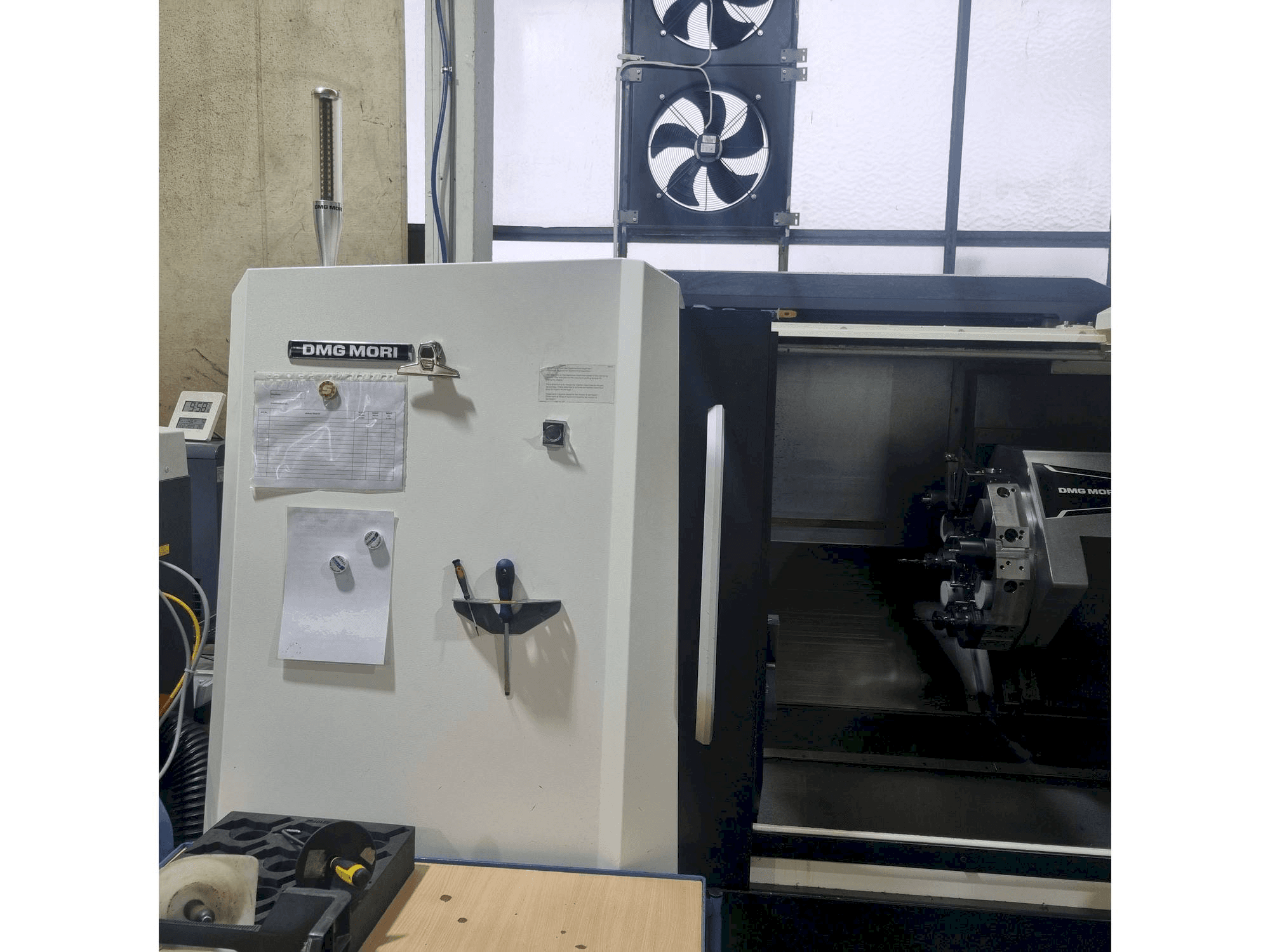 Mašīnas DMG MORI CLX 450 V4 pretskats