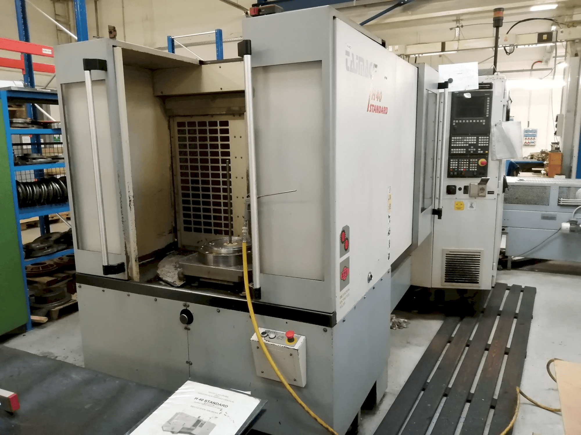 Mašīnas Tajmac-ZPC H40 Standard pretskats