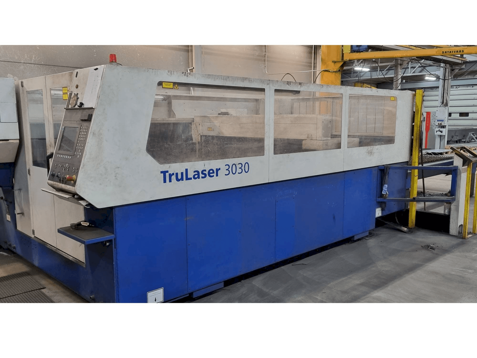Mašīnas Trumpf TruLaser 3030 pretskats