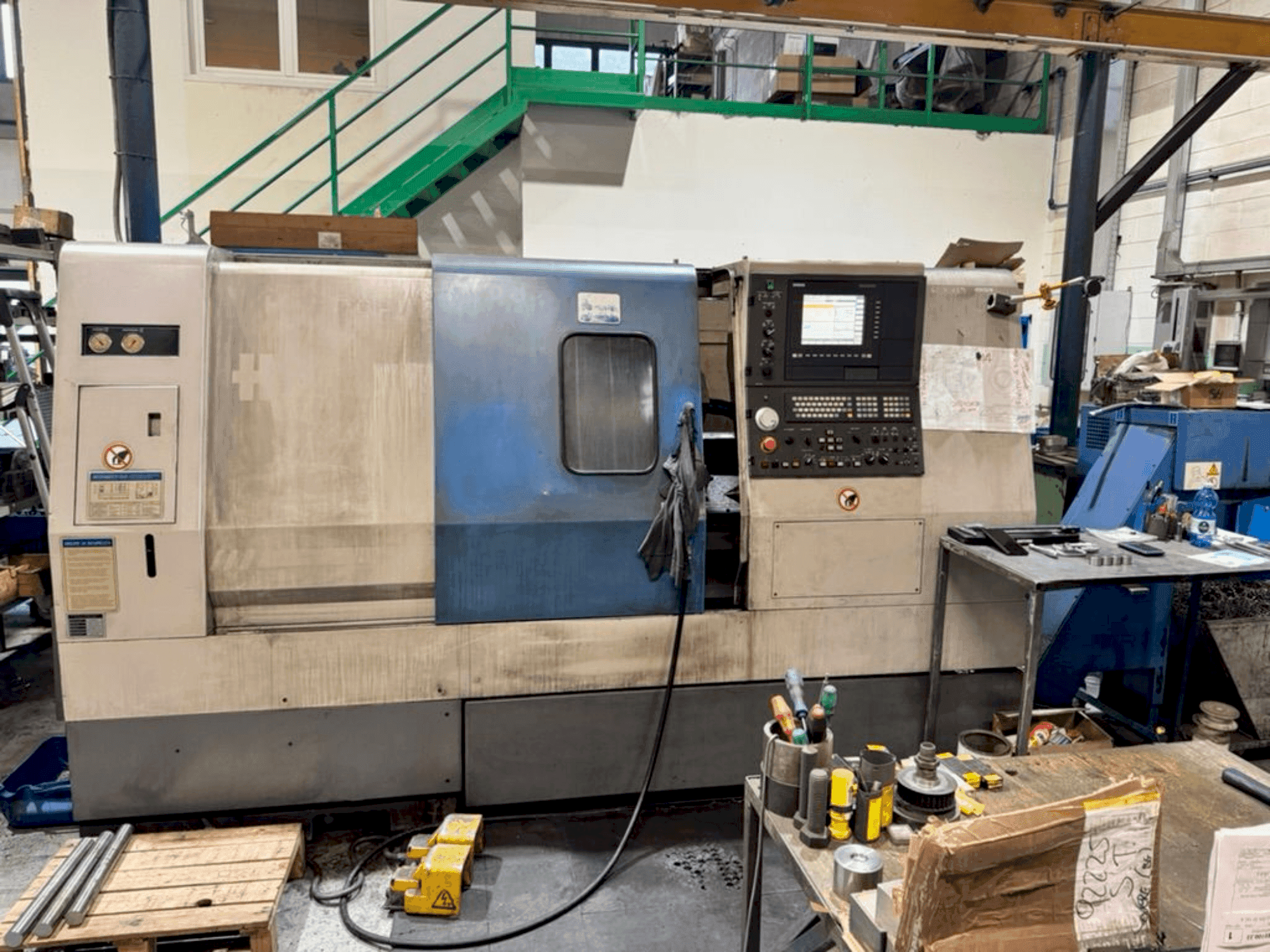 Mašīnas Hyundai Hit 250C pretskats