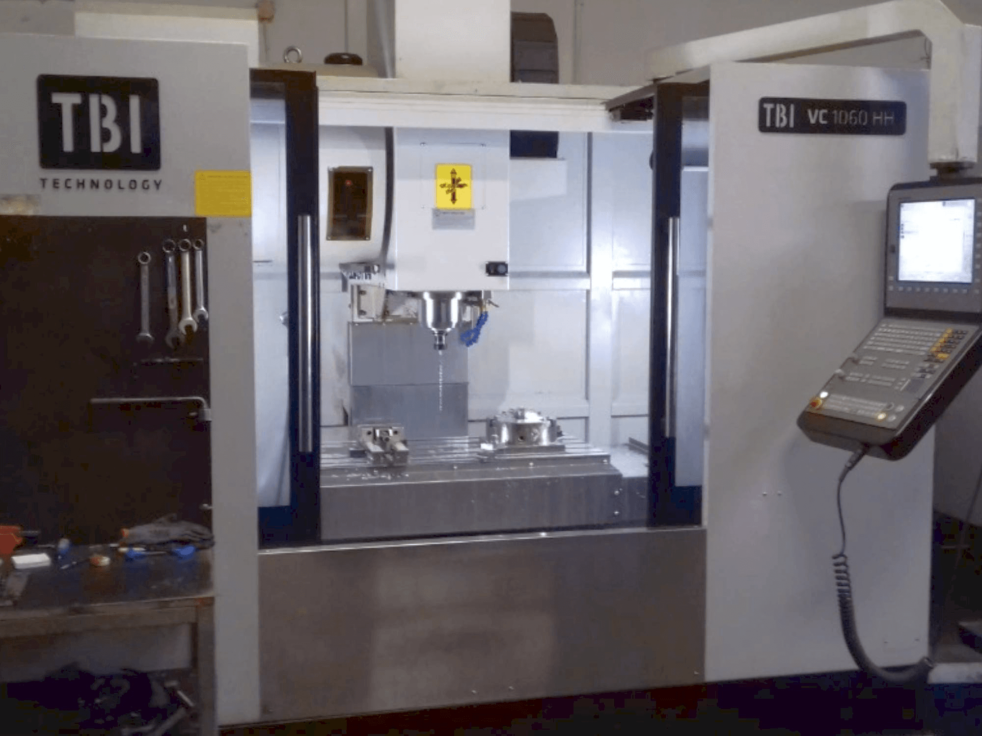 Mašīnas TBI VC 1060 HH pretskats