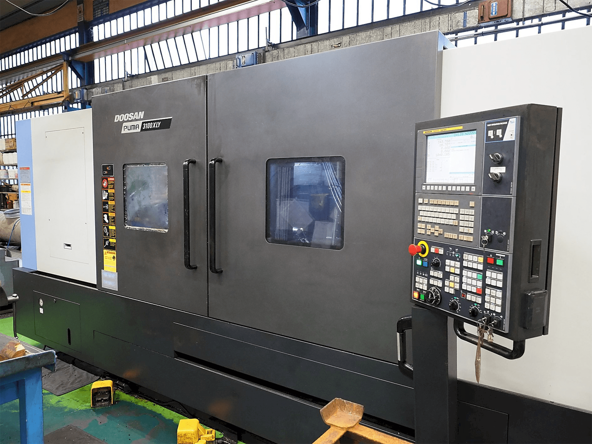 Mašīnas Doosan Puma 3100XLY pretskats