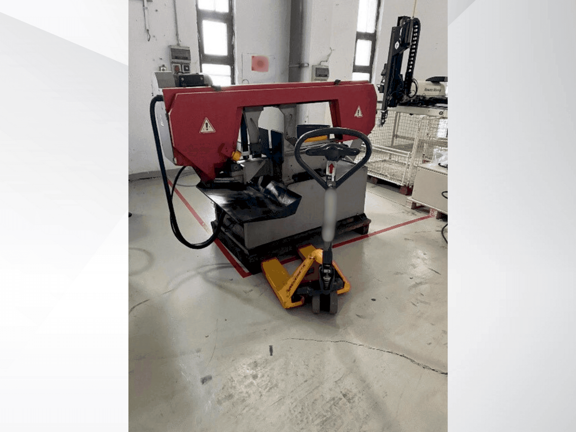 Mašīnas BOMAR STG 320 GM pretskats