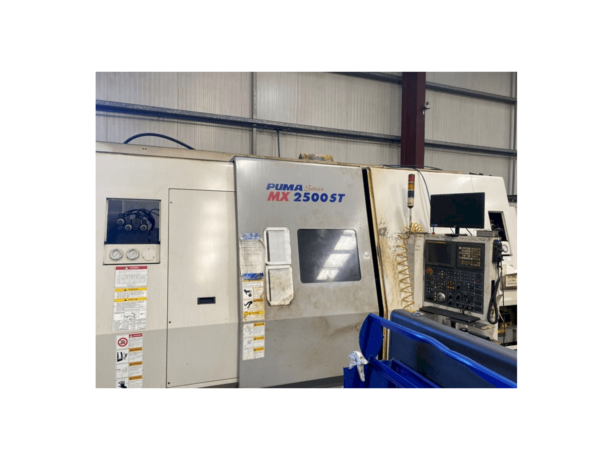 Mašīnas DAEWOO PUMA MX2500ST pretskats