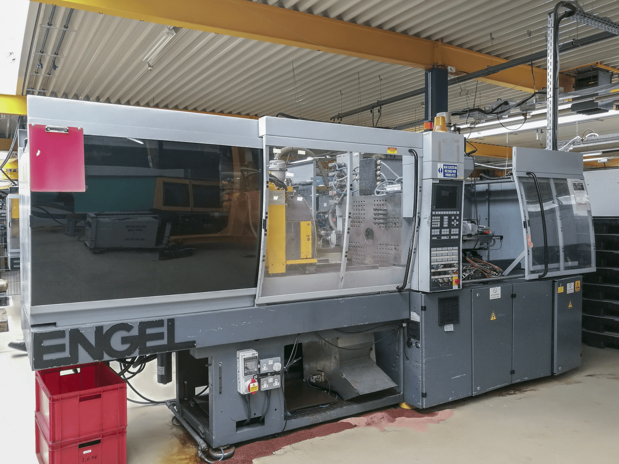 Mašīnas ENGEL 80H80L/80 HL-2F pretskats