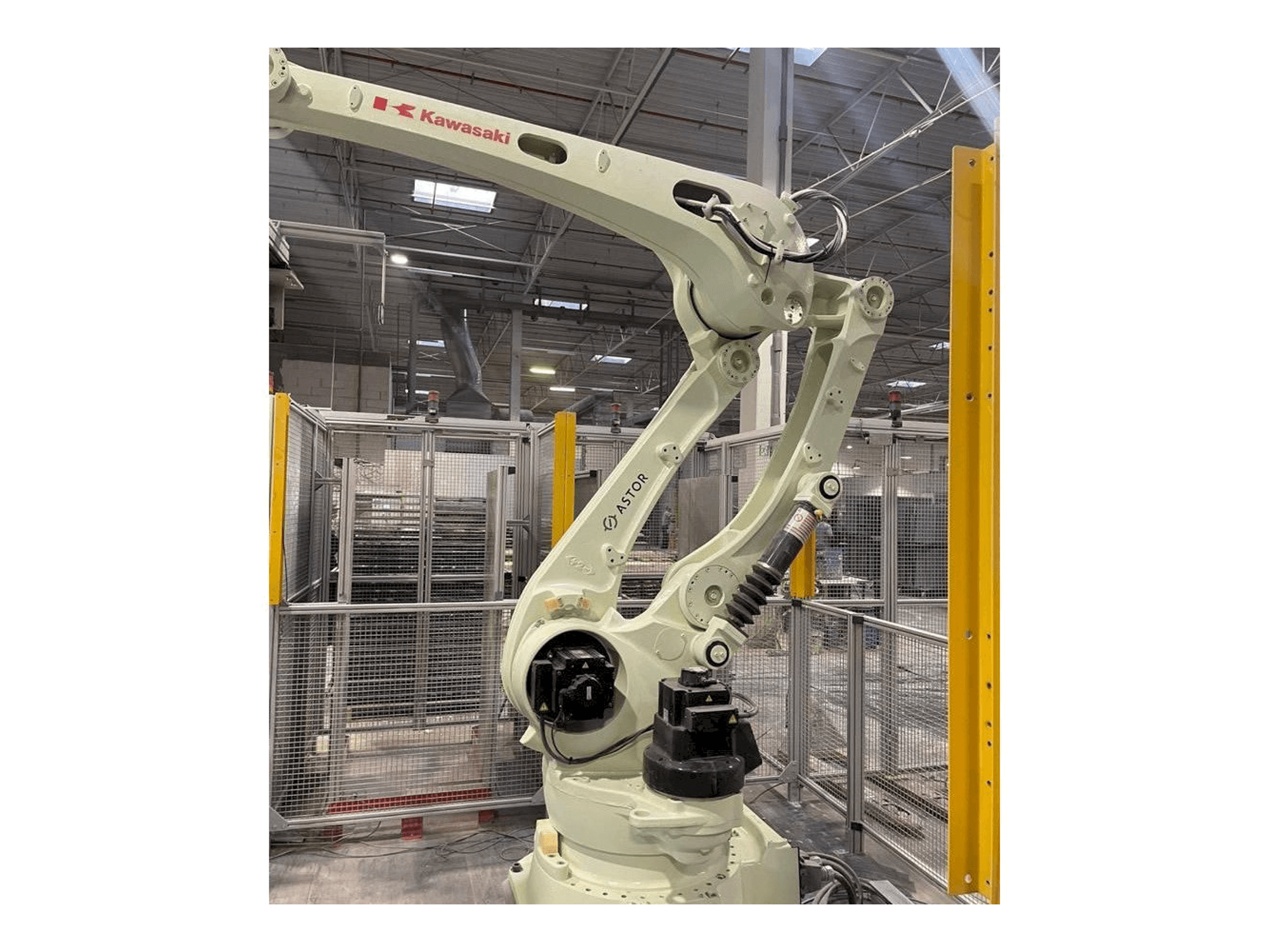 Mašīnas Kawasaki 3CP180L-AC03 pretskats