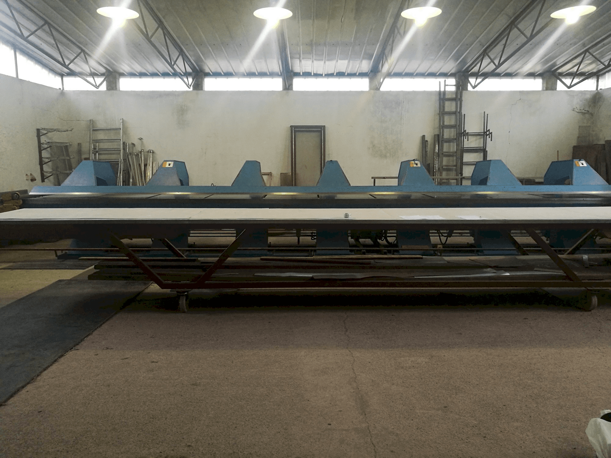 Mašīnas Jorns Norma Line 125 SM CNC 400-10 pretskats